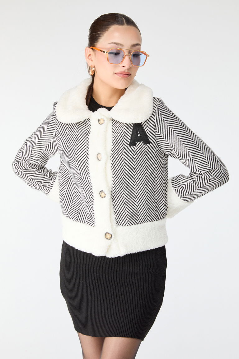 Baskılı Peluş Ceket Beyaz - 13096 - TOFİSA