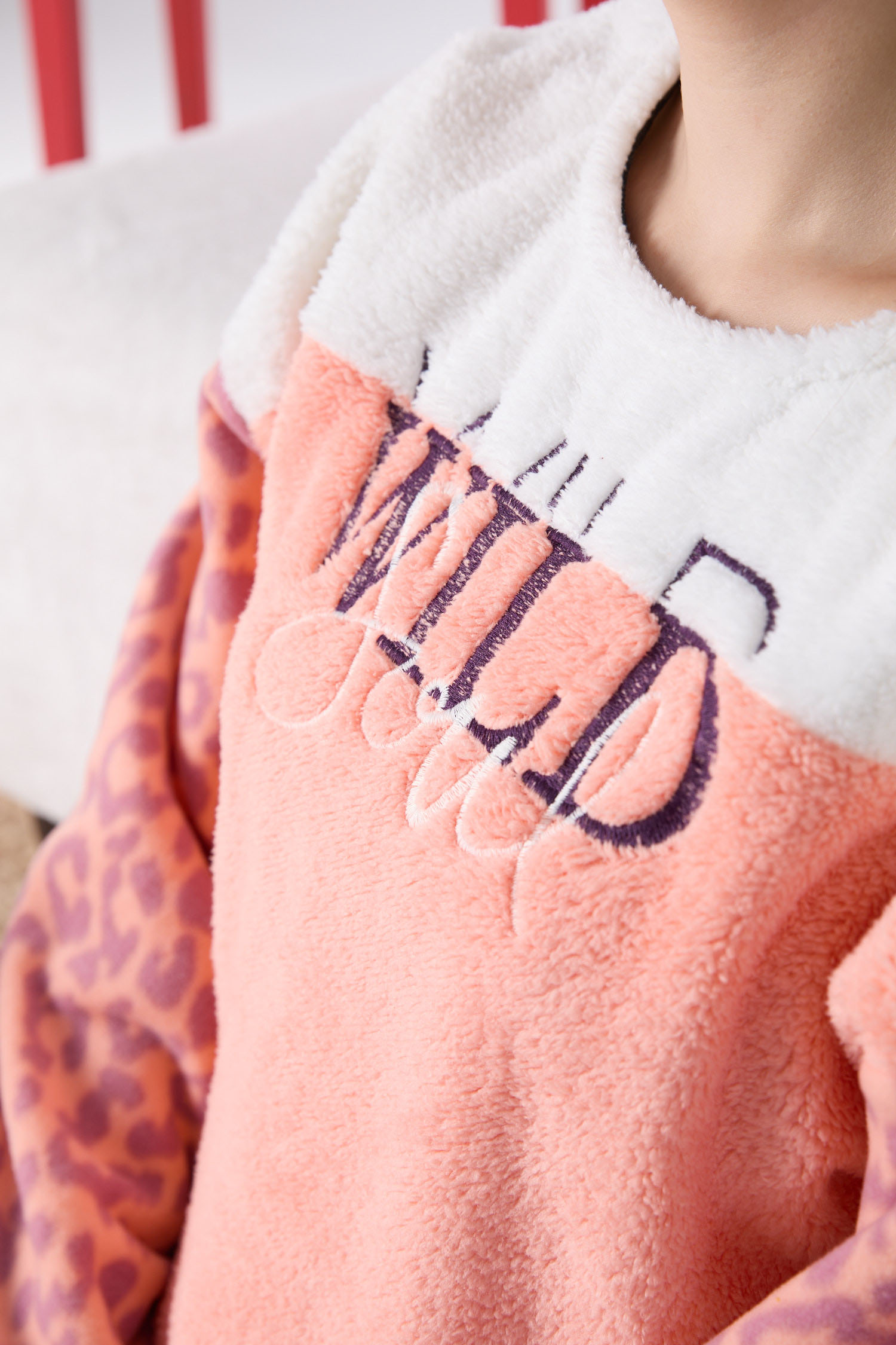 23555-PUDRA Peluş Pijama Takımı - 6