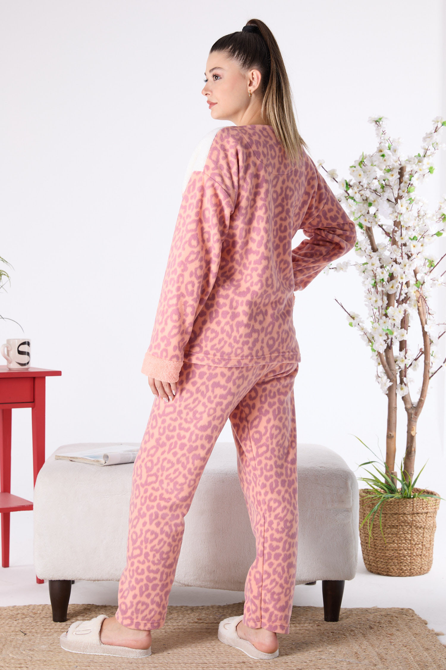 23555-PUDRA Peluş Pijama Takımı - 7