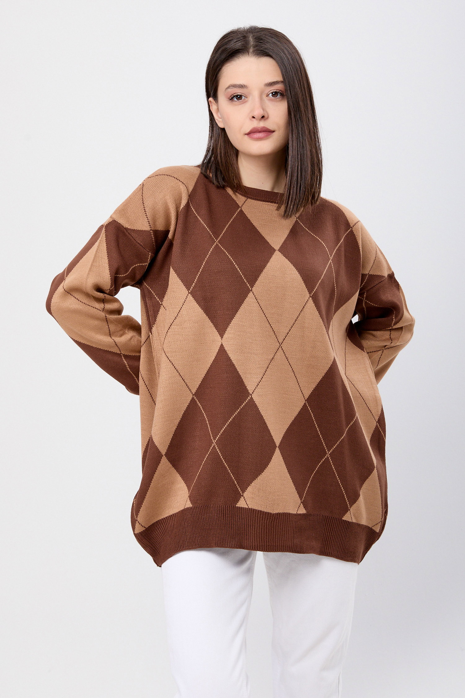 23924-KAHVE Baklava Desen Ekose Oversize Kazak - 4