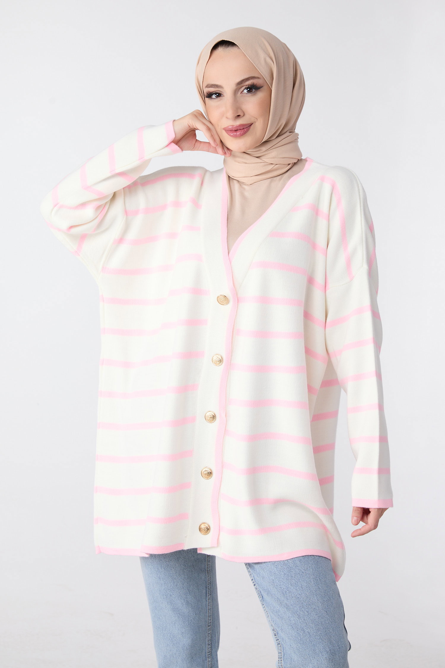 23972-BEYAZ-PEMBE Gold Düğmeli Çizgili Oversize Triko Hırka - 1