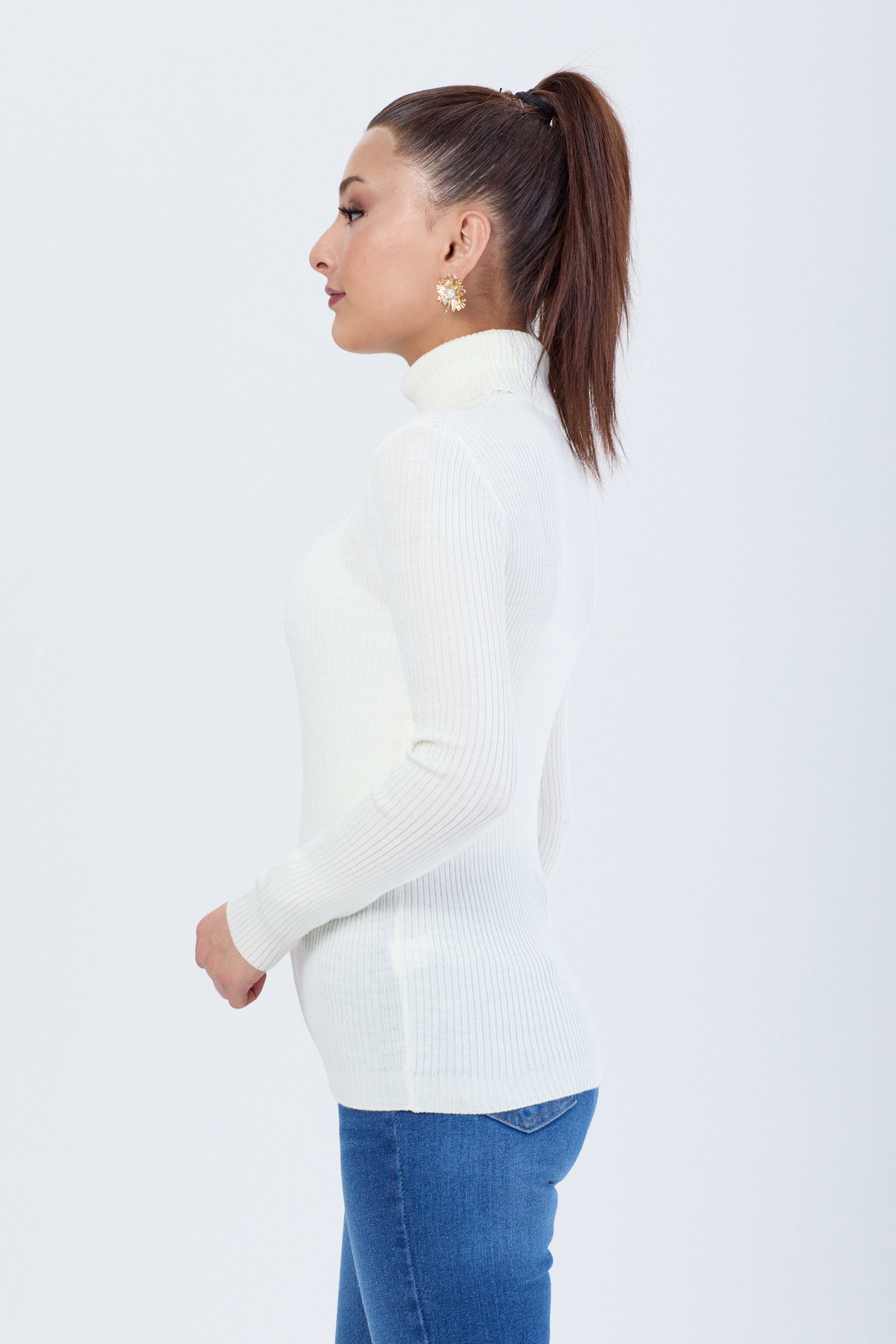 24105-BEYAZ Boğazlı Triko Body - 3