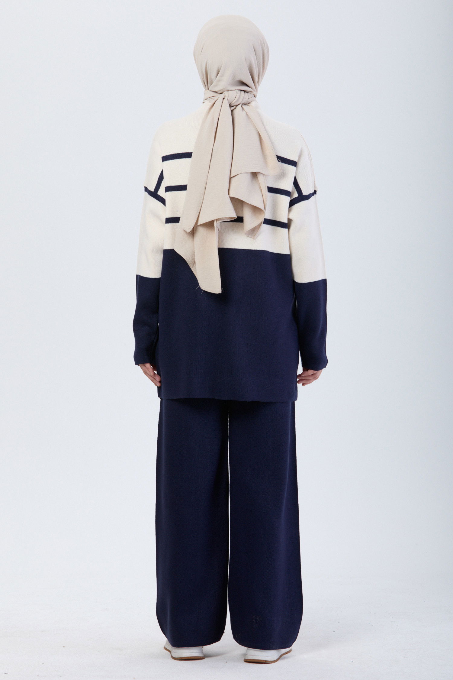 24131-LACIVERT Çizgi Desenli Triko Takım - 5