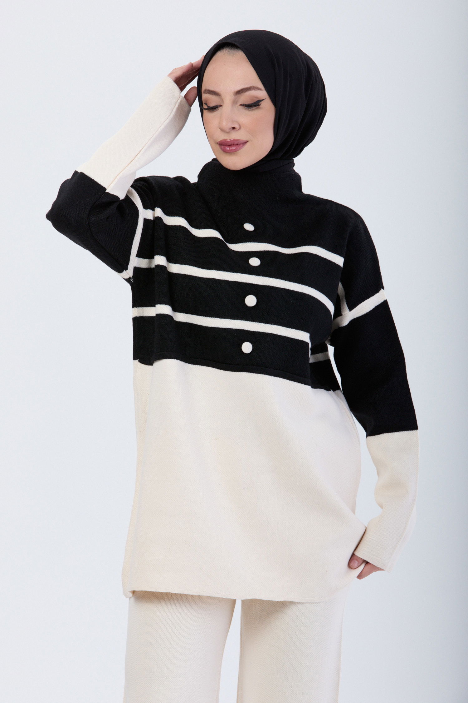 24131-SIYAH Çizgi Desenli Triko Takım - 4