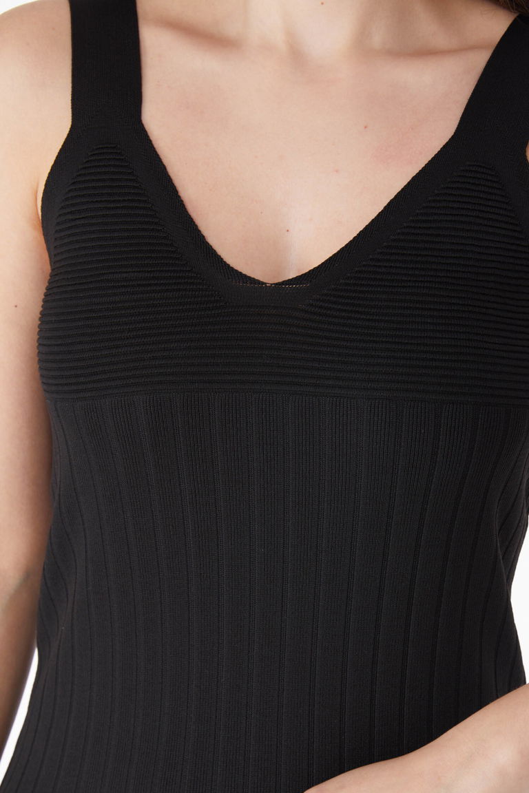 Askılı Midi Triko Elbise - 27650 - TOFİSA