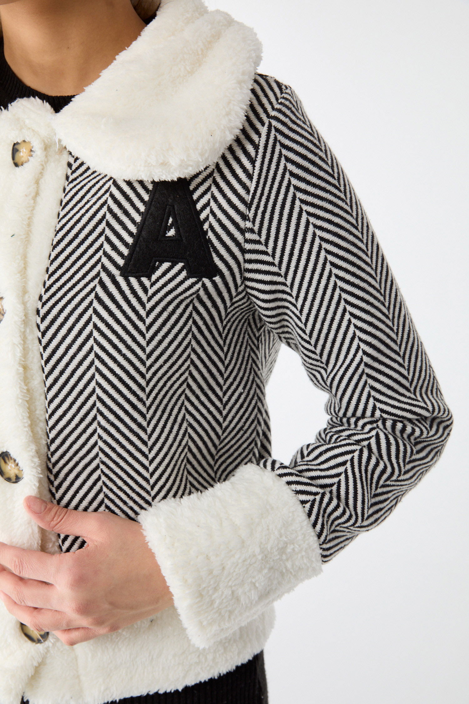 Baskılı Peluş Ceket - 27763-BEYAZ - 4