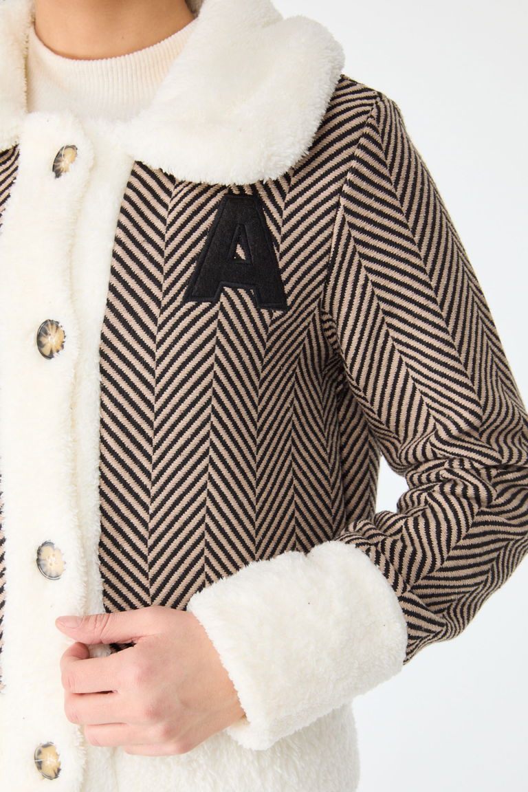 Baskılı Peluş Ceket - 27763-VIZON - TOFİSA