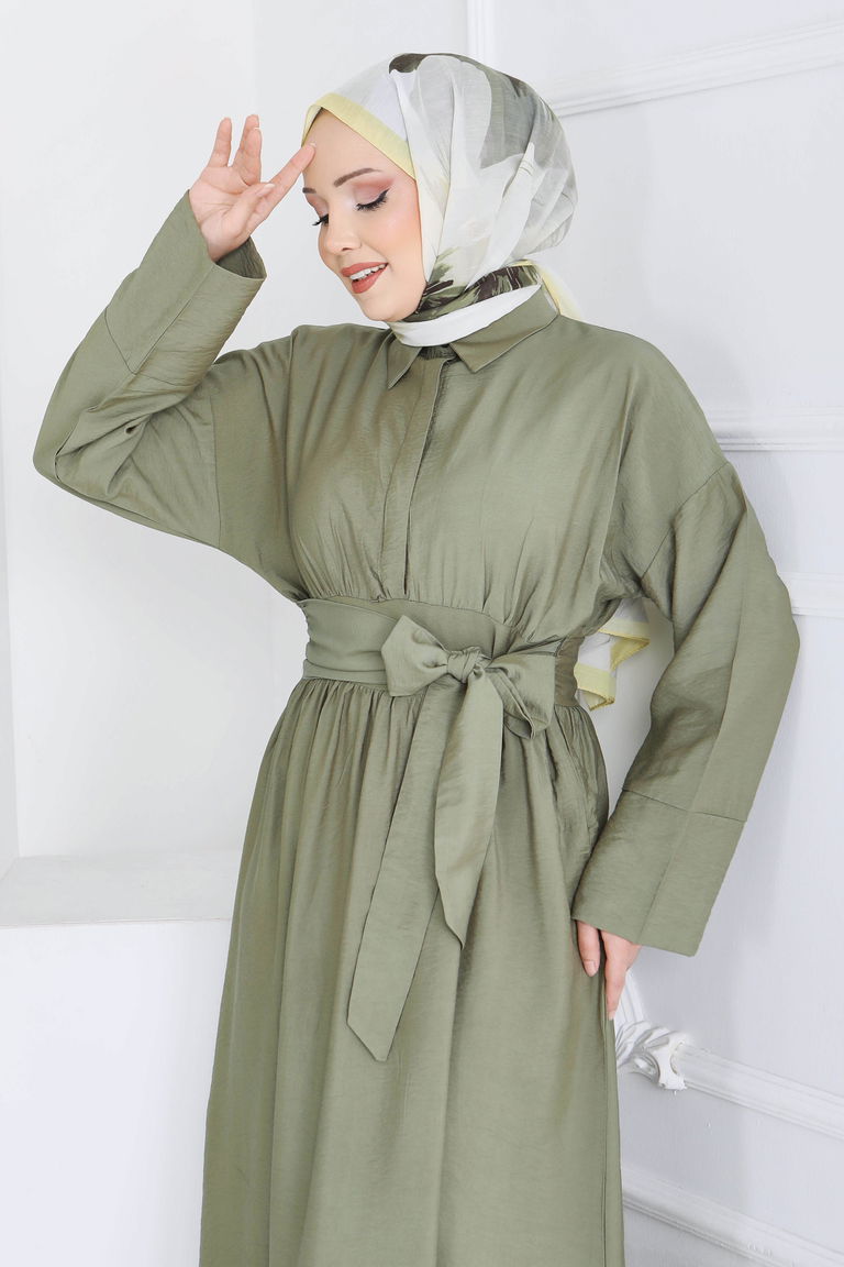 Bel Kuşaklı Gizli Düğmeli Elbise - 28224-HAKI - TOFİSA