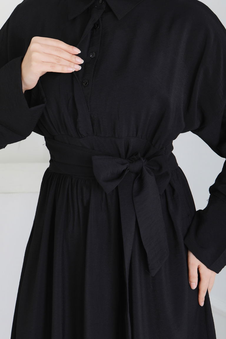 Bel Kuşaklı Gizli Düğmeli Elbise - 28224-SIYAH - TOFİSA