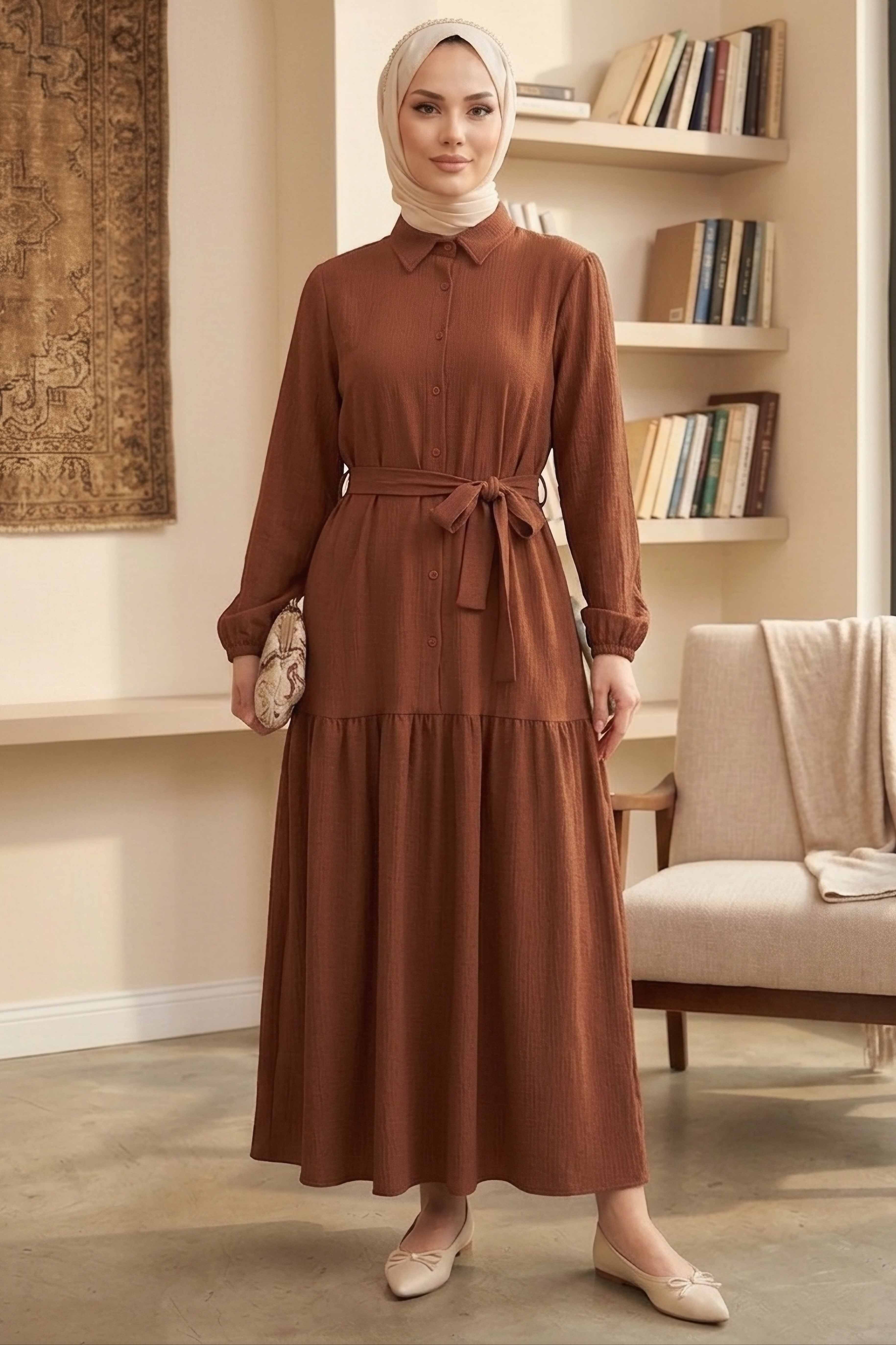 Bilekte Lastik Detaylı Kuşaklı Bürümcük Elbise - 1300-KAHVE - 2