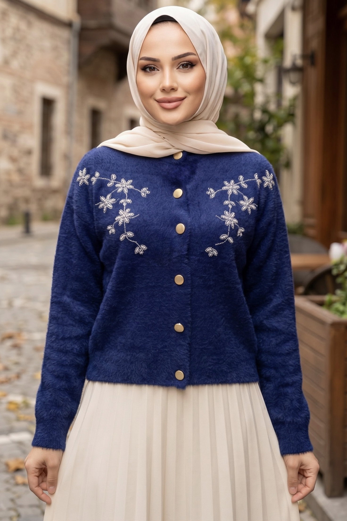 Boncuk Detaylı Yumoş Hırka Lacivert - 29245-LACIVERT - 1