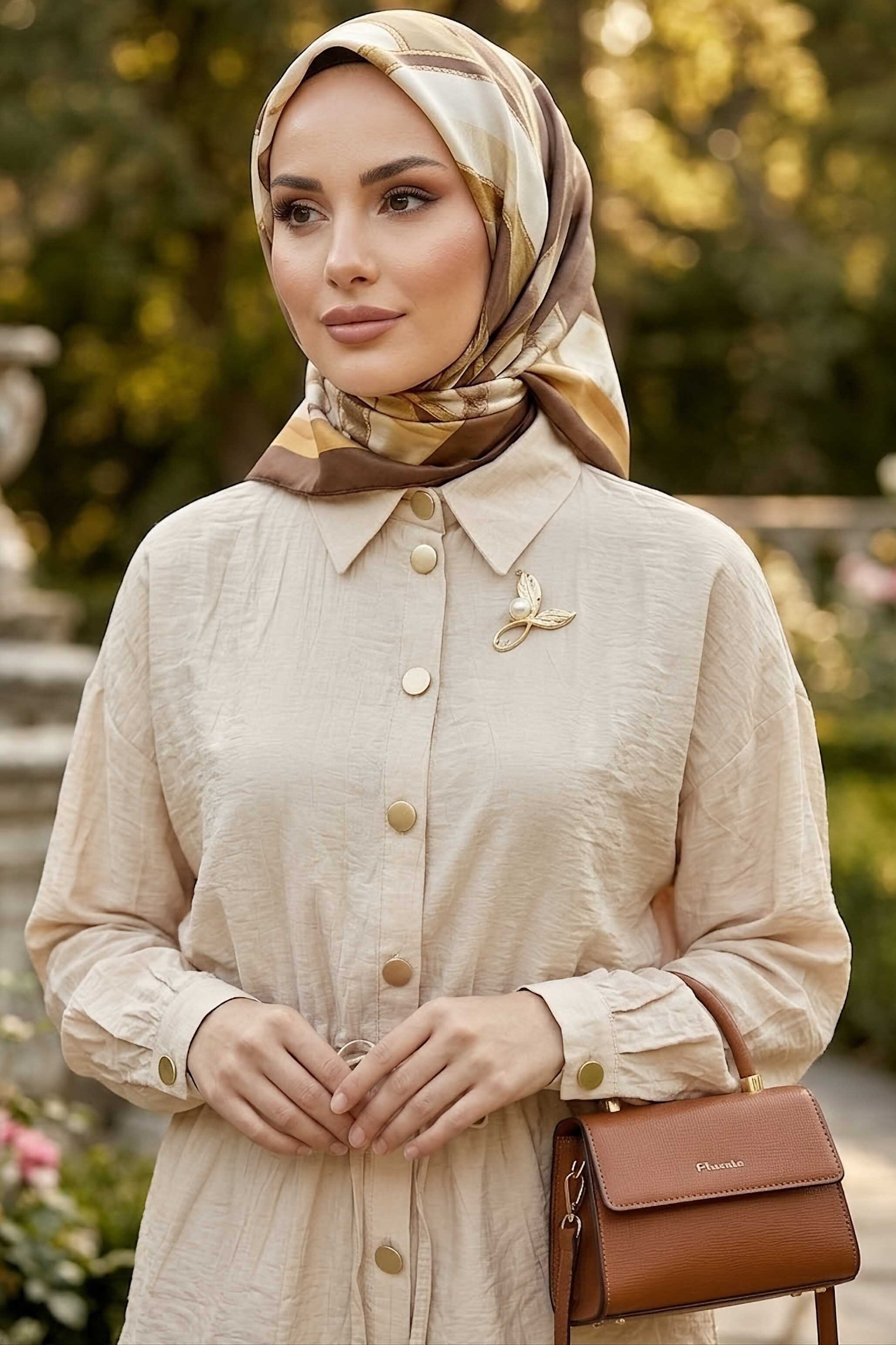 Broşlu Detaylı Etekli Takım Tas - 28624-TAS - 3