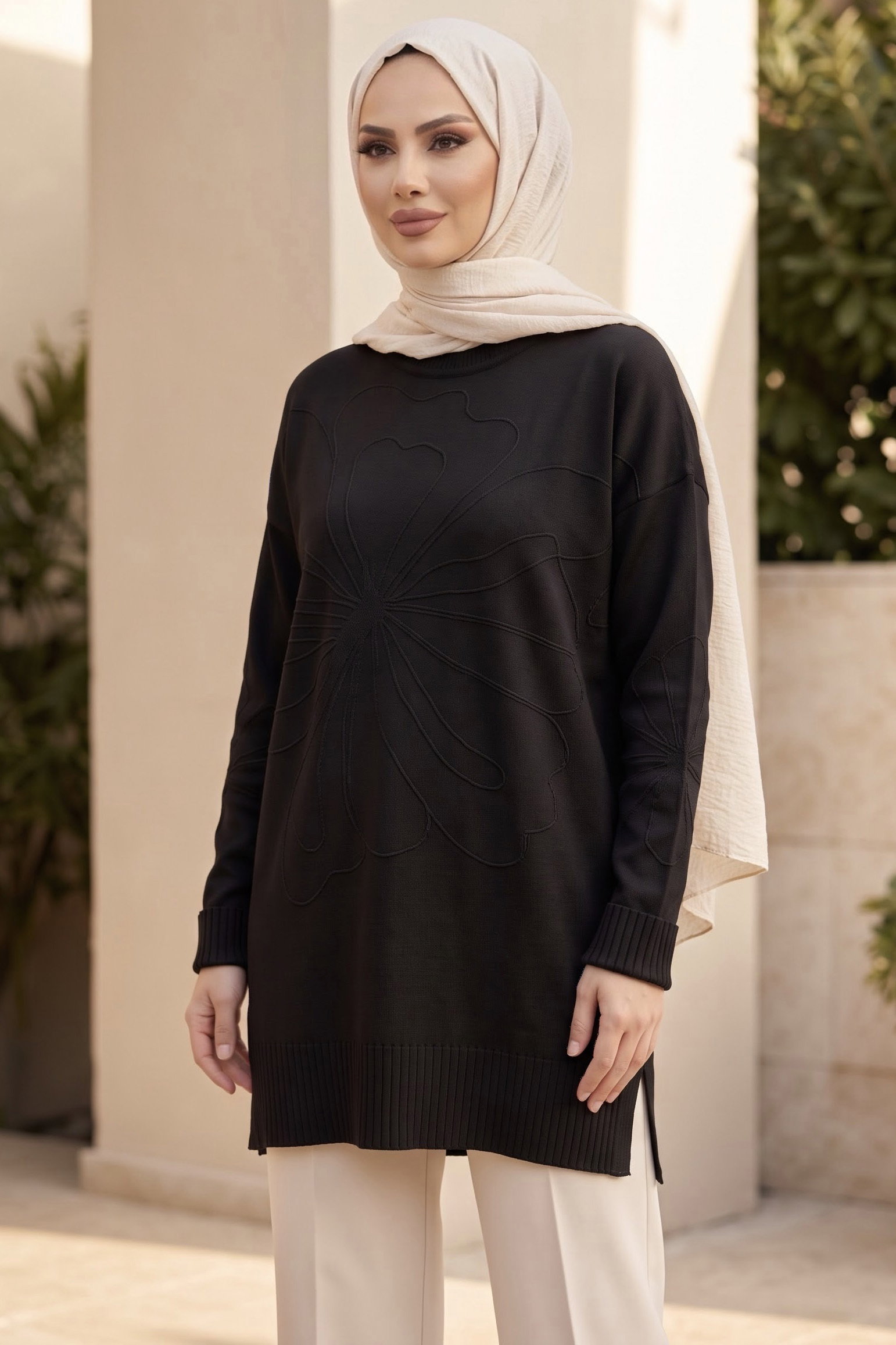 Çiçek Detaylı Triko Tunik Siyah - 29279-SIYAH - 1