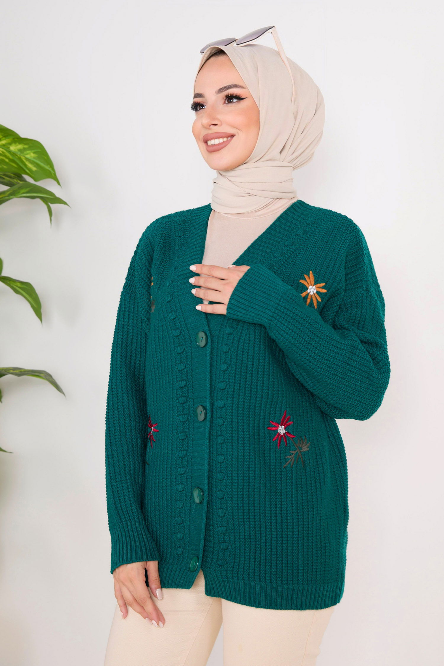 Çiçek Nakış Detaylı Triko Hırka - 27662 - 1