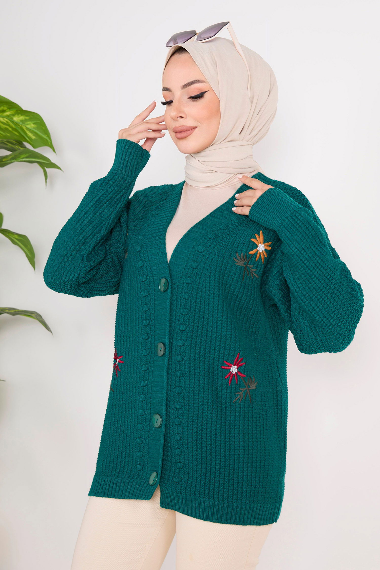 Çiçek Nakış Detaylı Triko Hırka - 27662 - 3