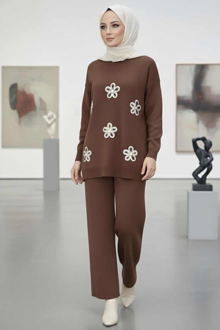 Çiçek Nakışlı İkili Triko Takım - 27998-KAHVE - TOFİSA