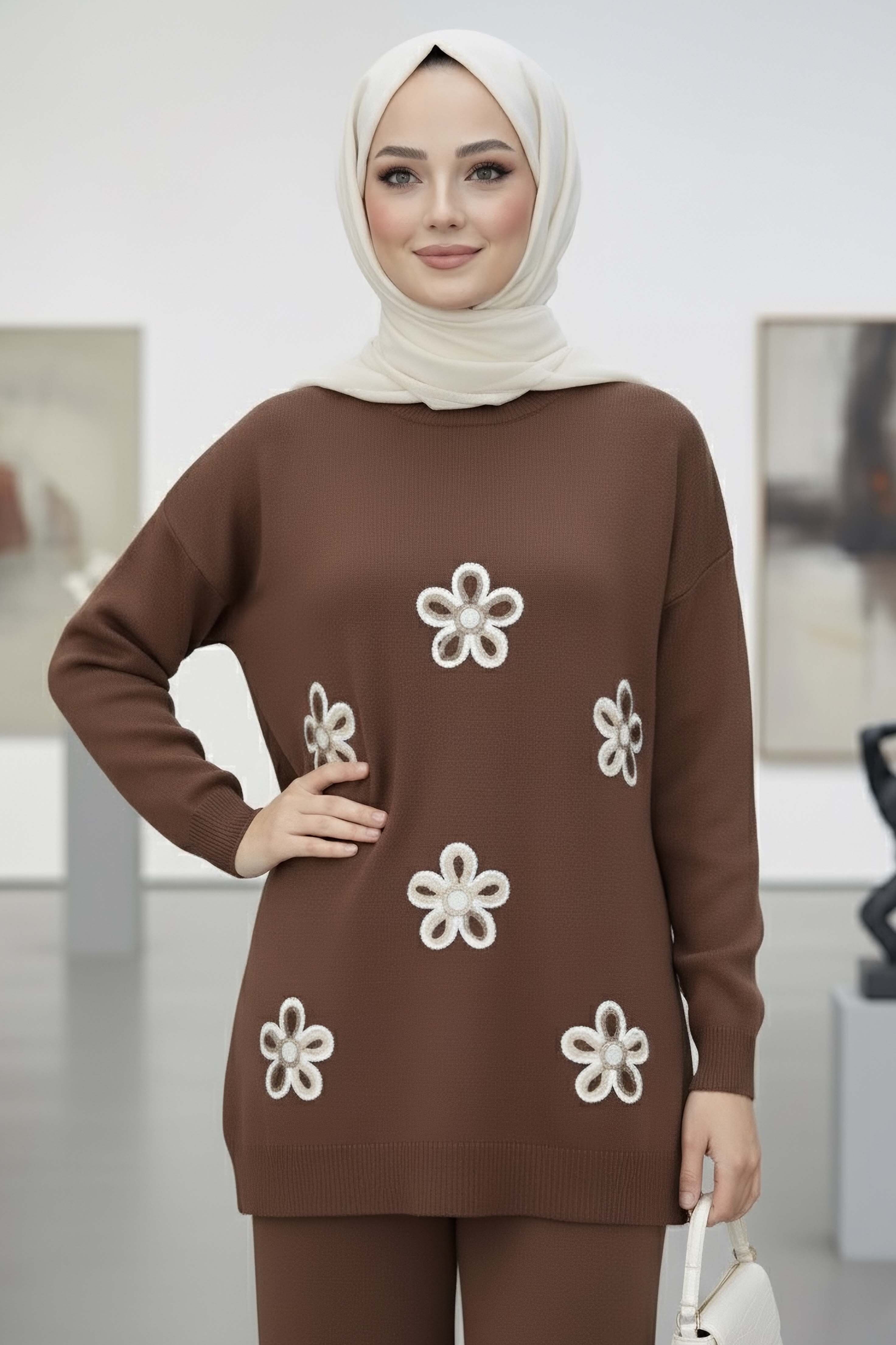 Çiçek Nakışlı İkili Triko Takım - 27998-KAHVE - 2