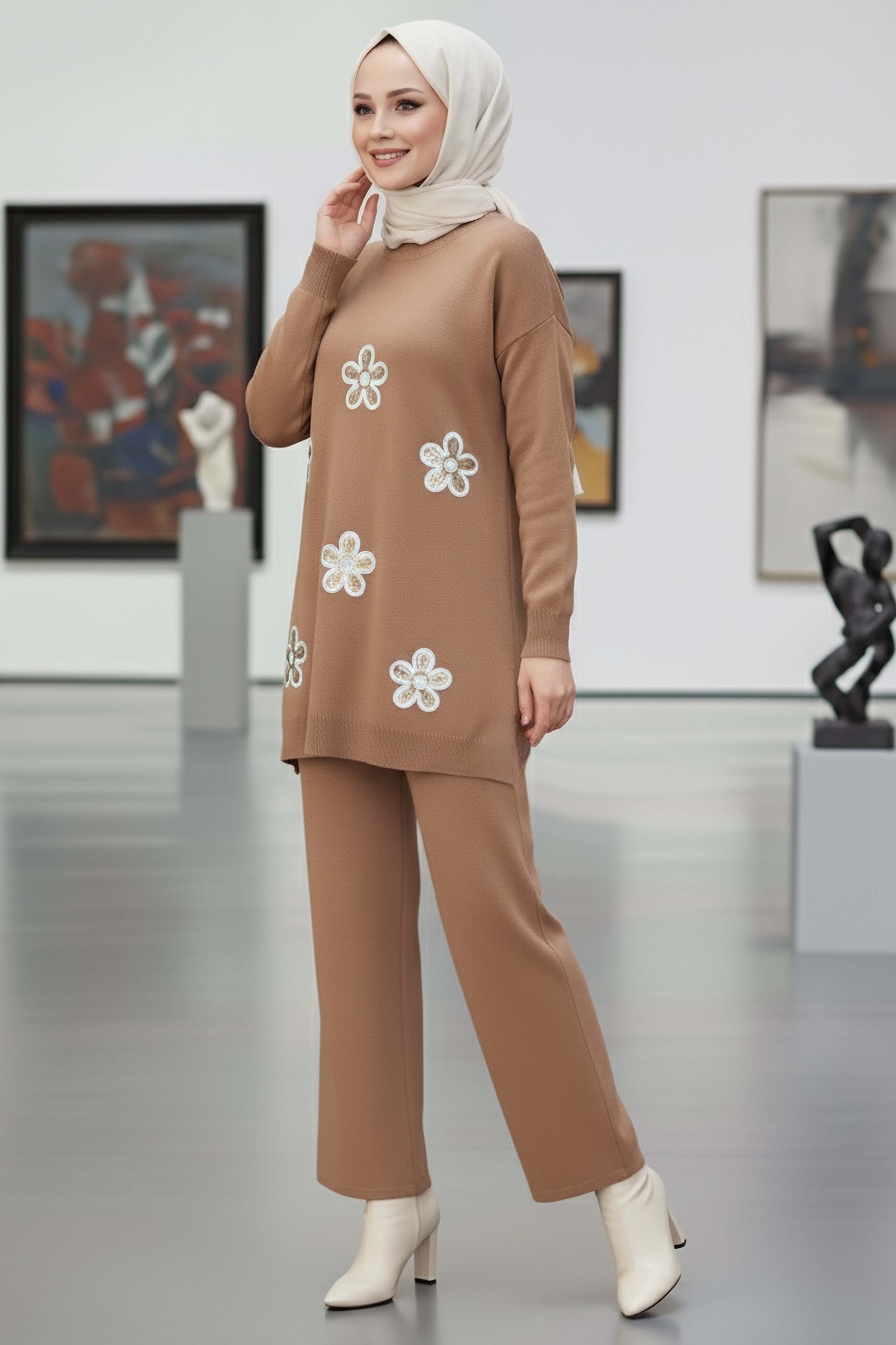 Çiçek Nakışlı İkili Triko Takım - 27998-VIZON - 2