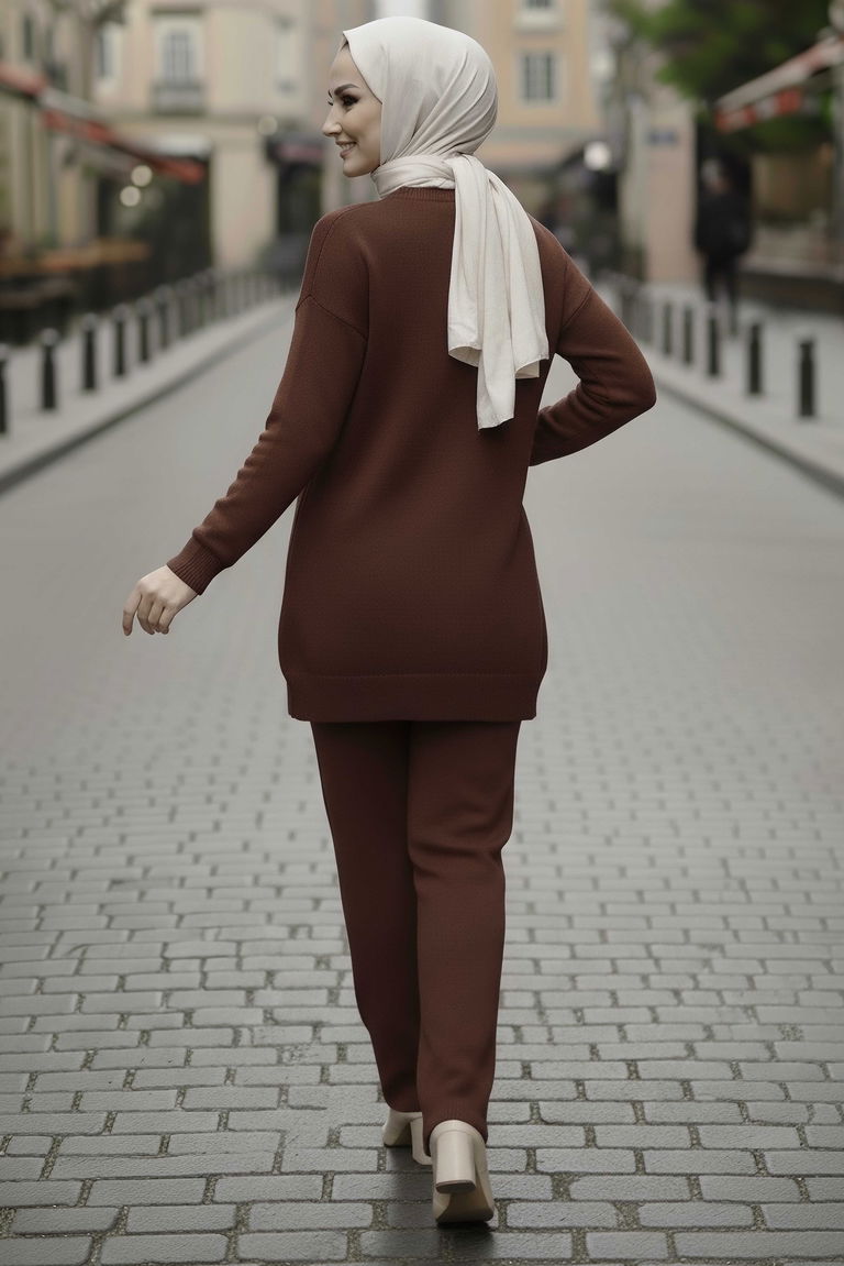 Çiçek Nakışlı İkili Triko Takım - 28062-KAHVE - TOFİSA