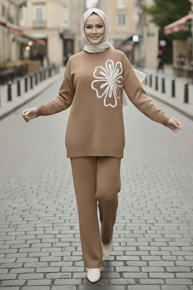 Çiçek Nakışlı İkili Triko Takım - 28062-VIZON - TOFİSA