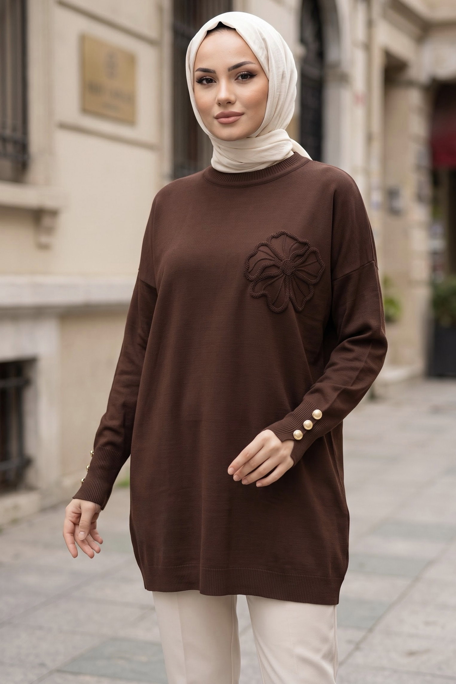 Çiçek Nakışlı Kolları Düğmeli Triko Tunik Kahve - 29234-KAHVE - 1