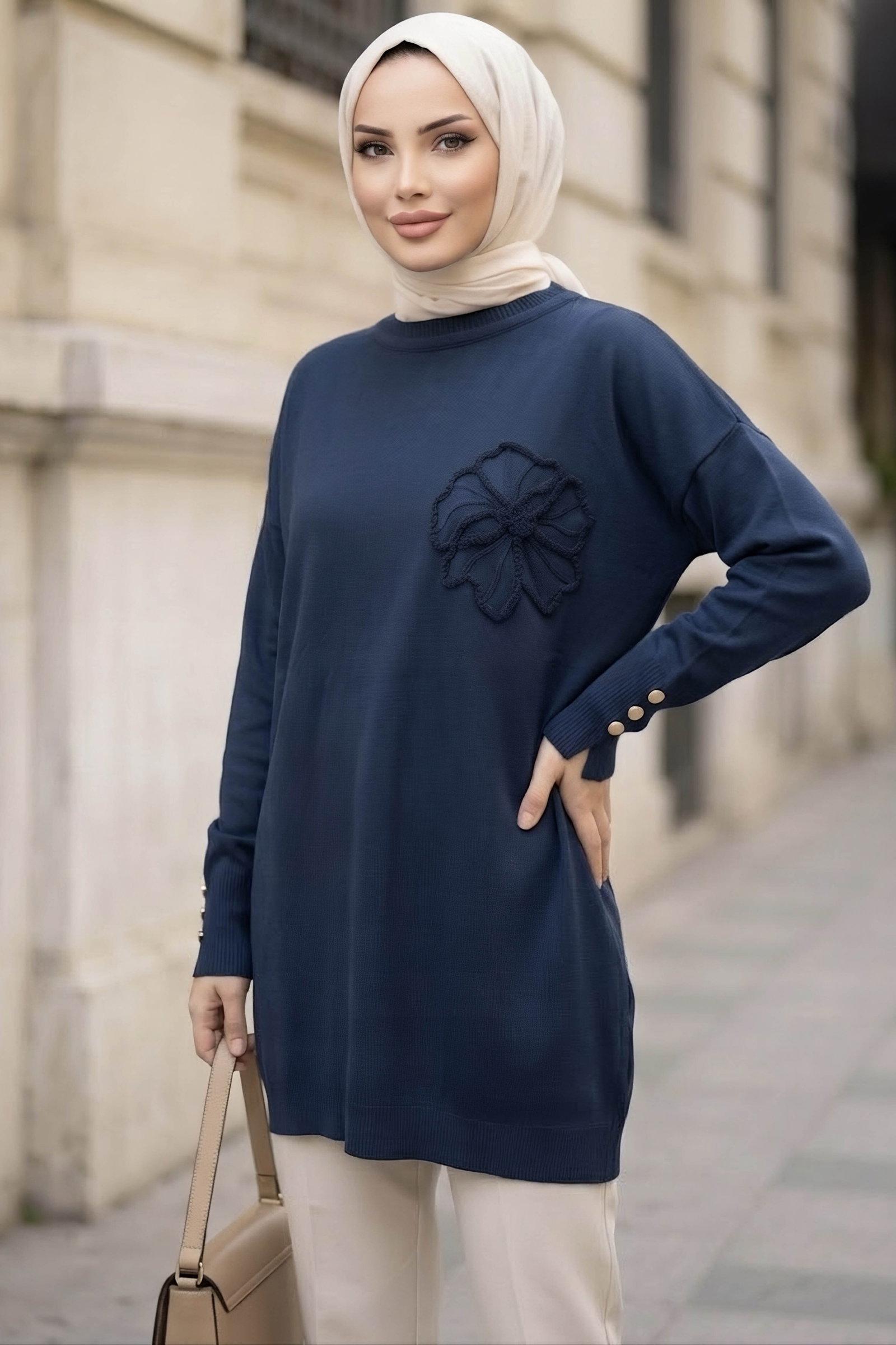Çiçek Nakışlı Kolları Düğmeli Triko Tunik Lacivert - 29234-LACIVERT - 1