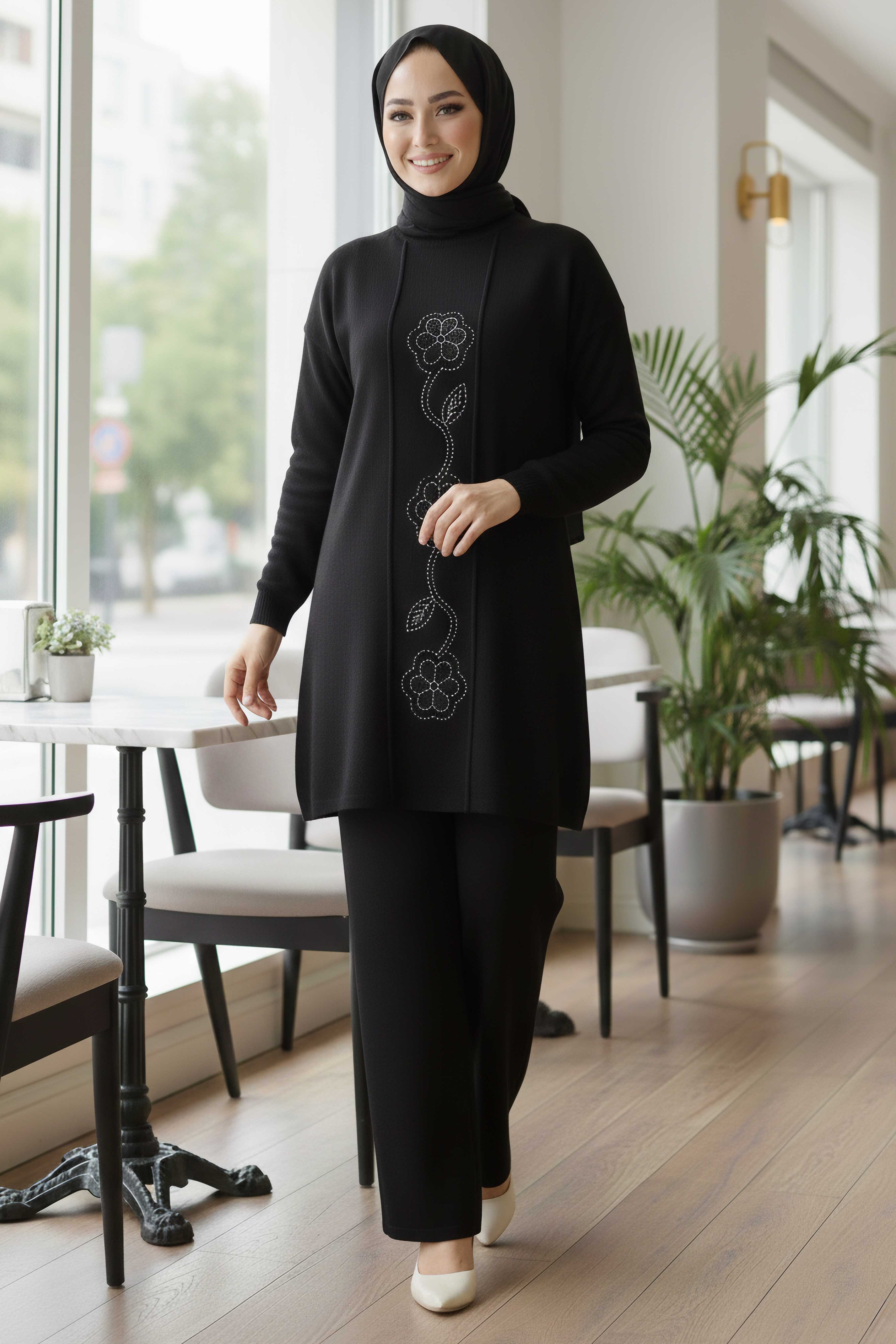 Çiçek Pul Detaylı Triko İkili Takım - 28126-SIYAH - 2