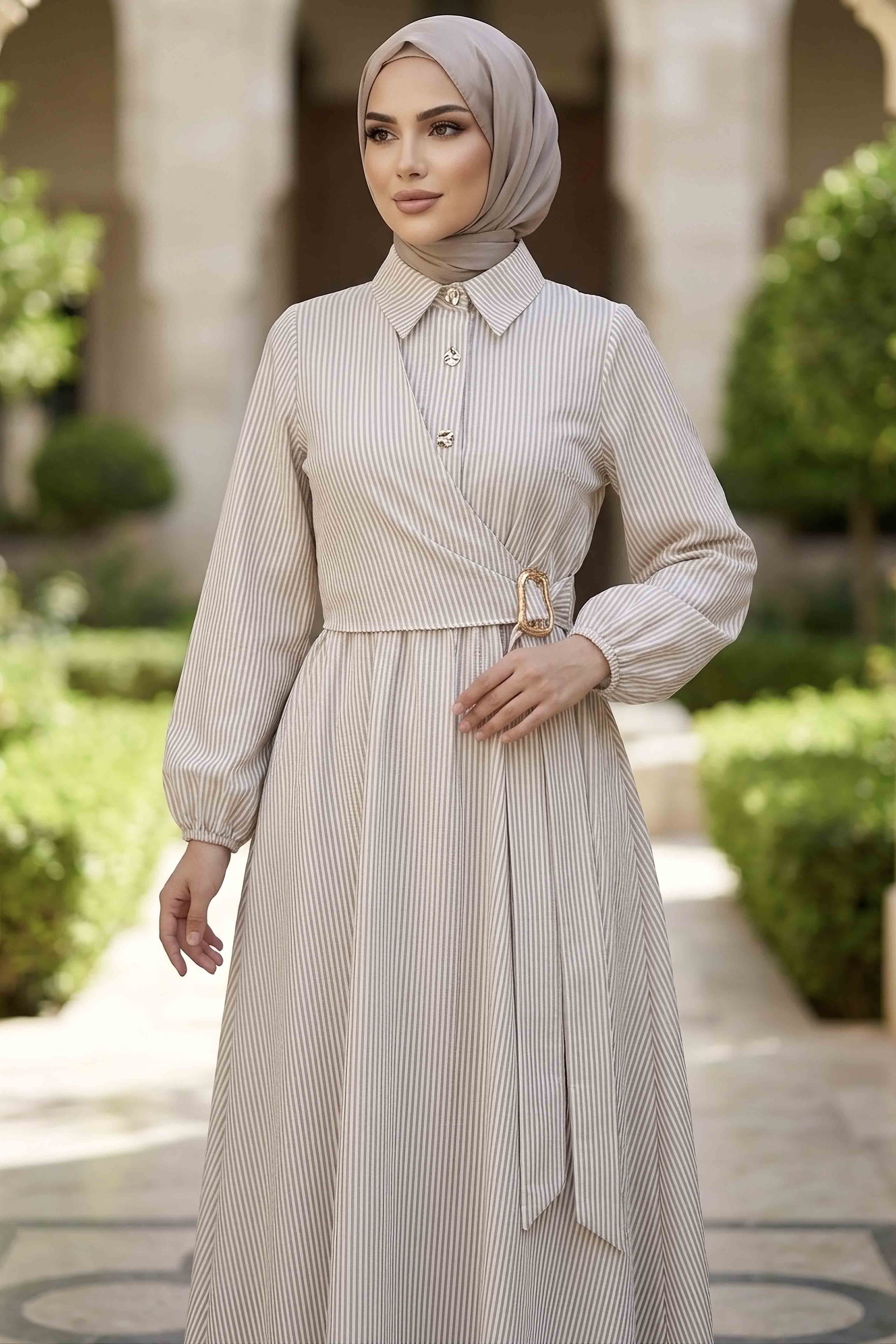 Çizgili Tokalı Elbise - 28392-BEJ - 2