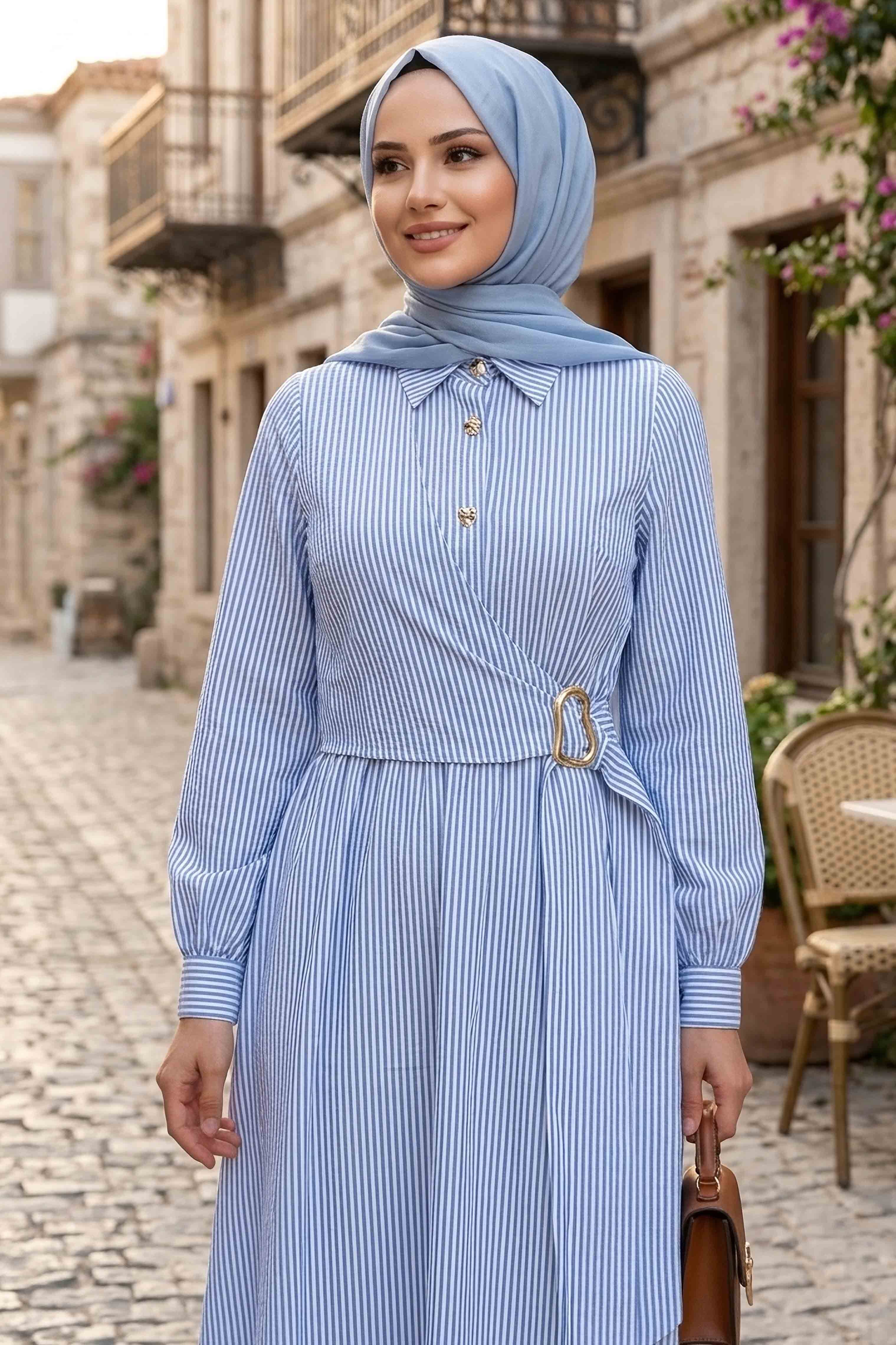 Çizgili Tokalı Elbise - 28392-SAKS - 2