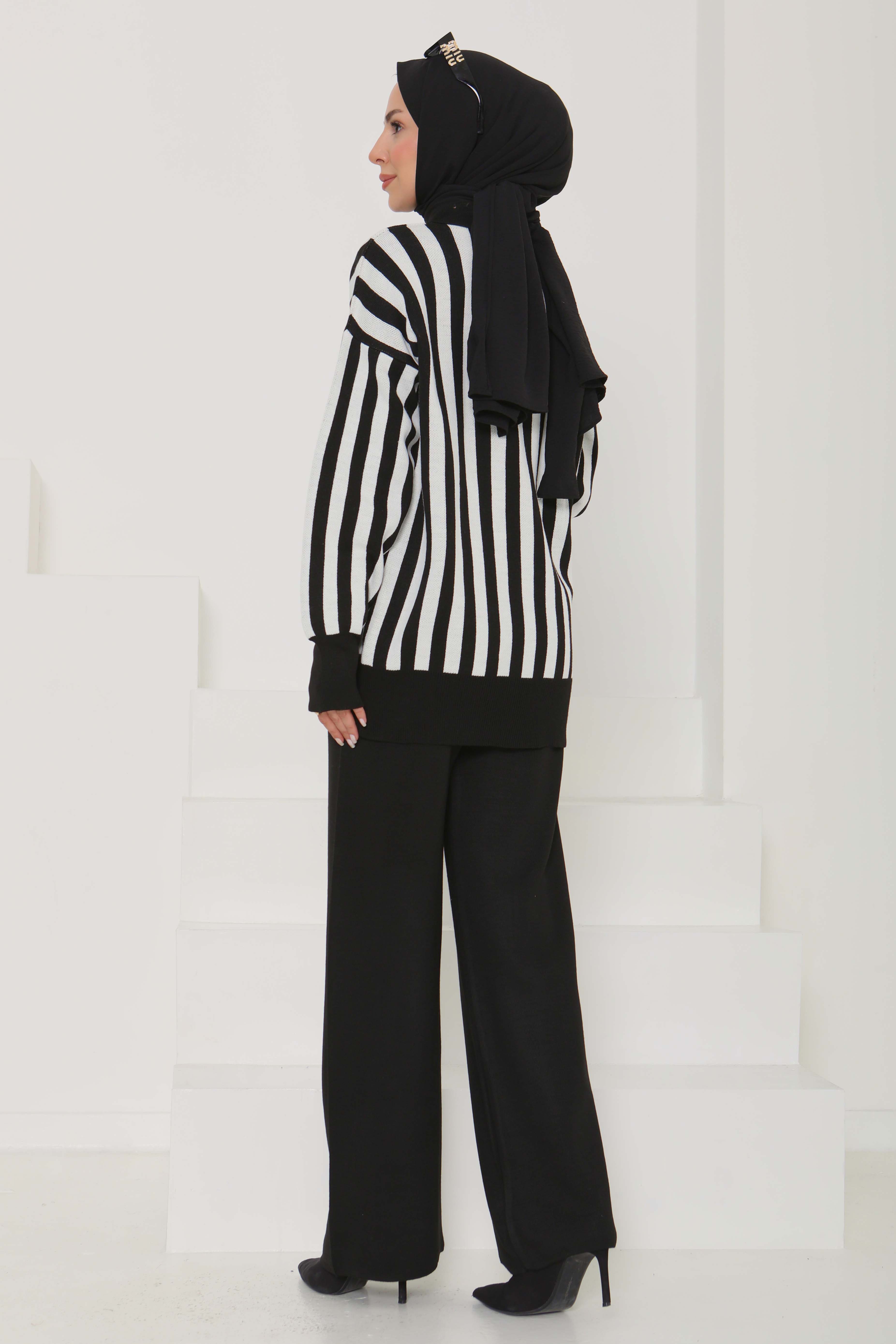 Çizgili Triko Takım - 26796 - 7