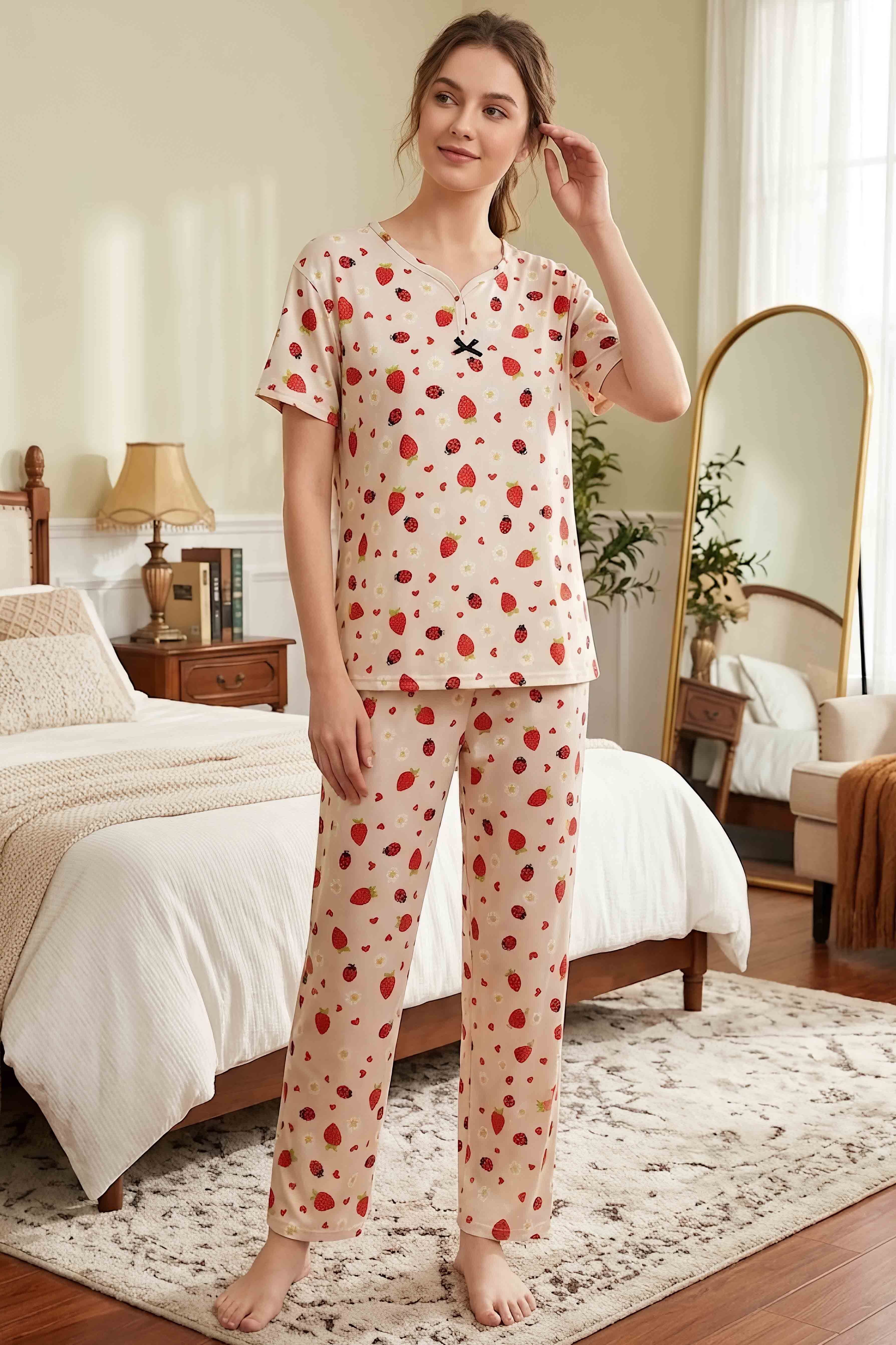 Desenli Fiyonklu Pijama Takımı Krem - 28800-KREM - 1