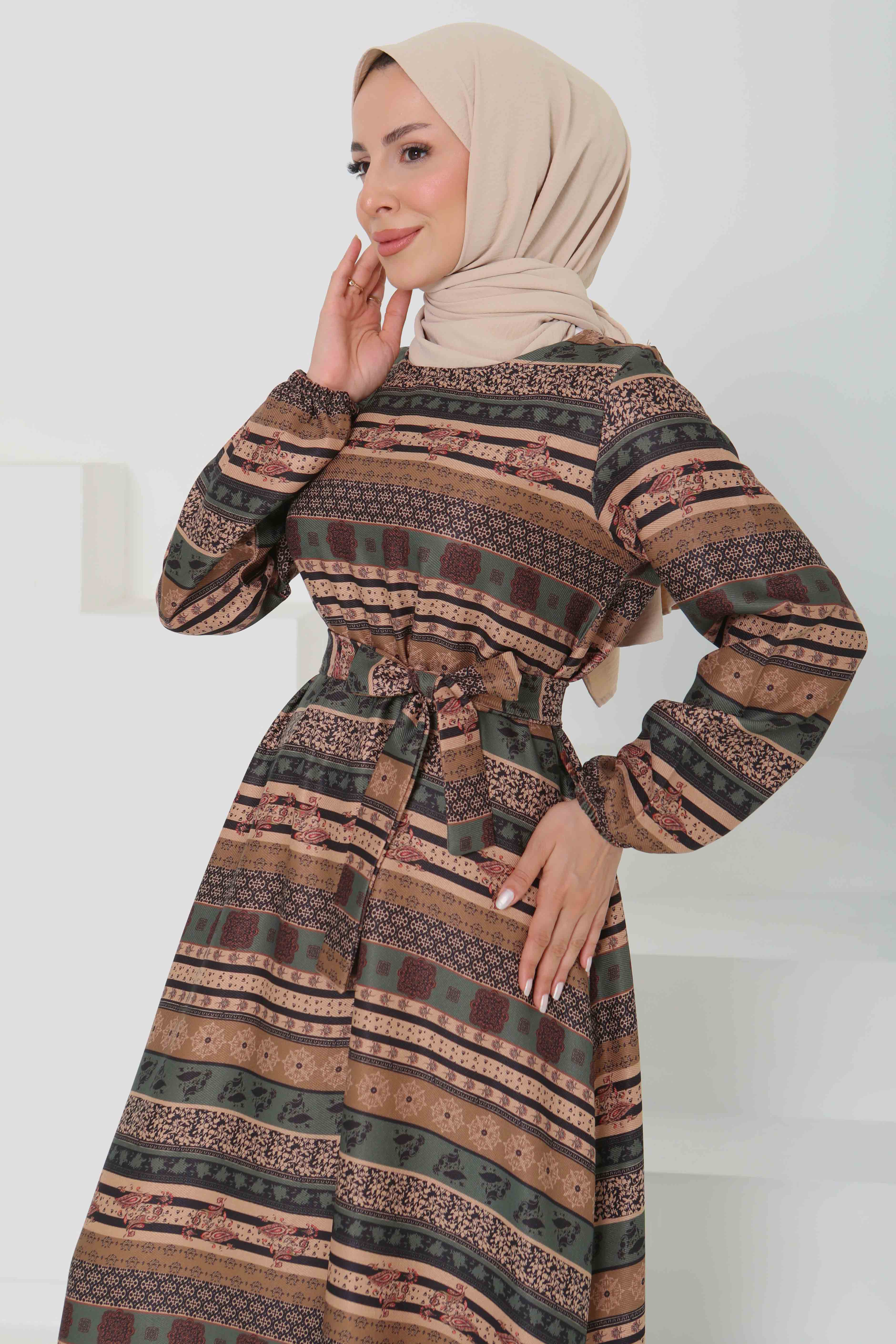 Desenli Kuşaklı Elbise - 27106 - 4