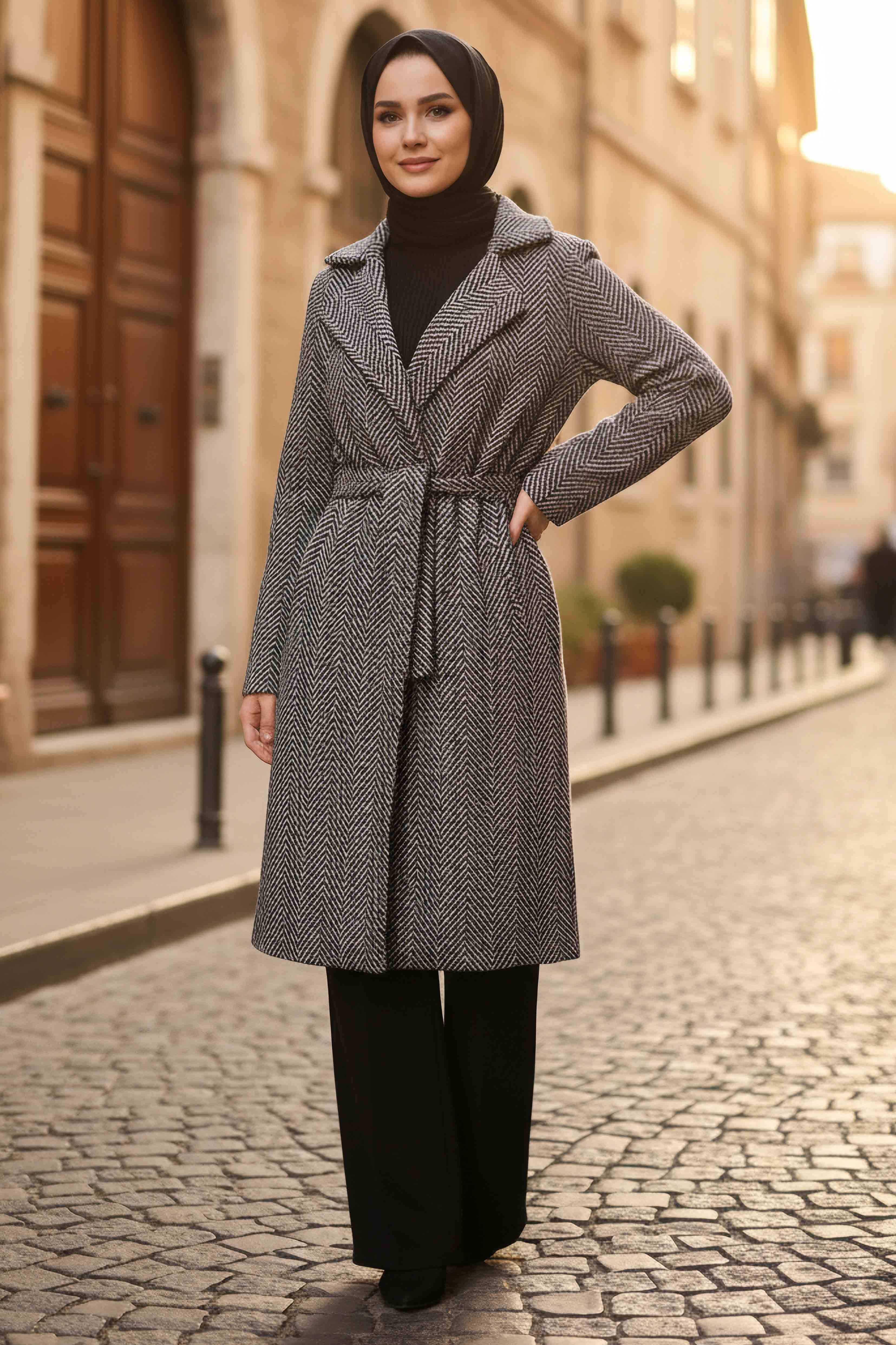 Desenli Kuşaklı Kaşe Kaban - 28095-SIYAH - 1