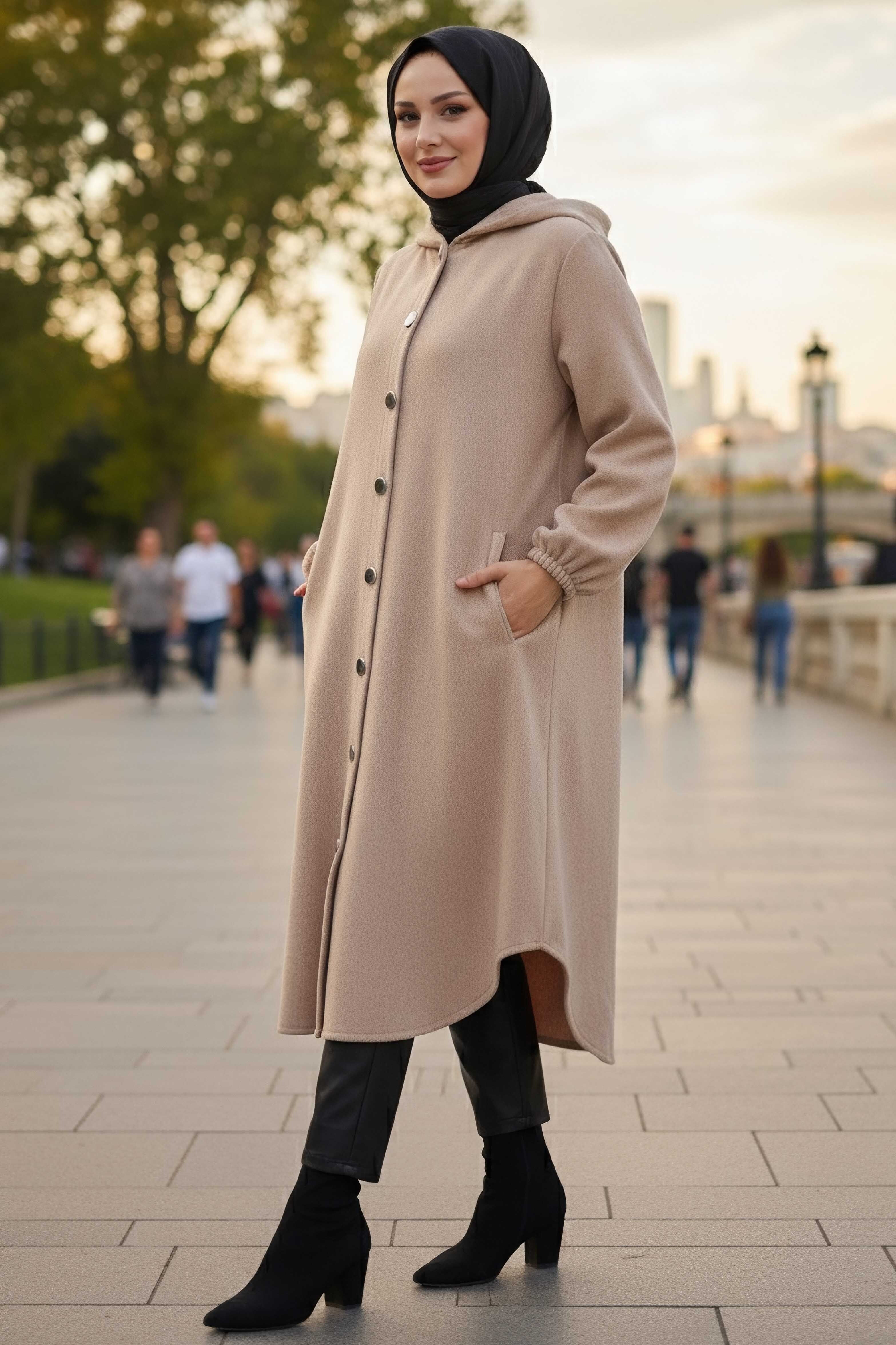 Düğmeli Bileği Lastikli Kaşe - 28027-BEJ - 3