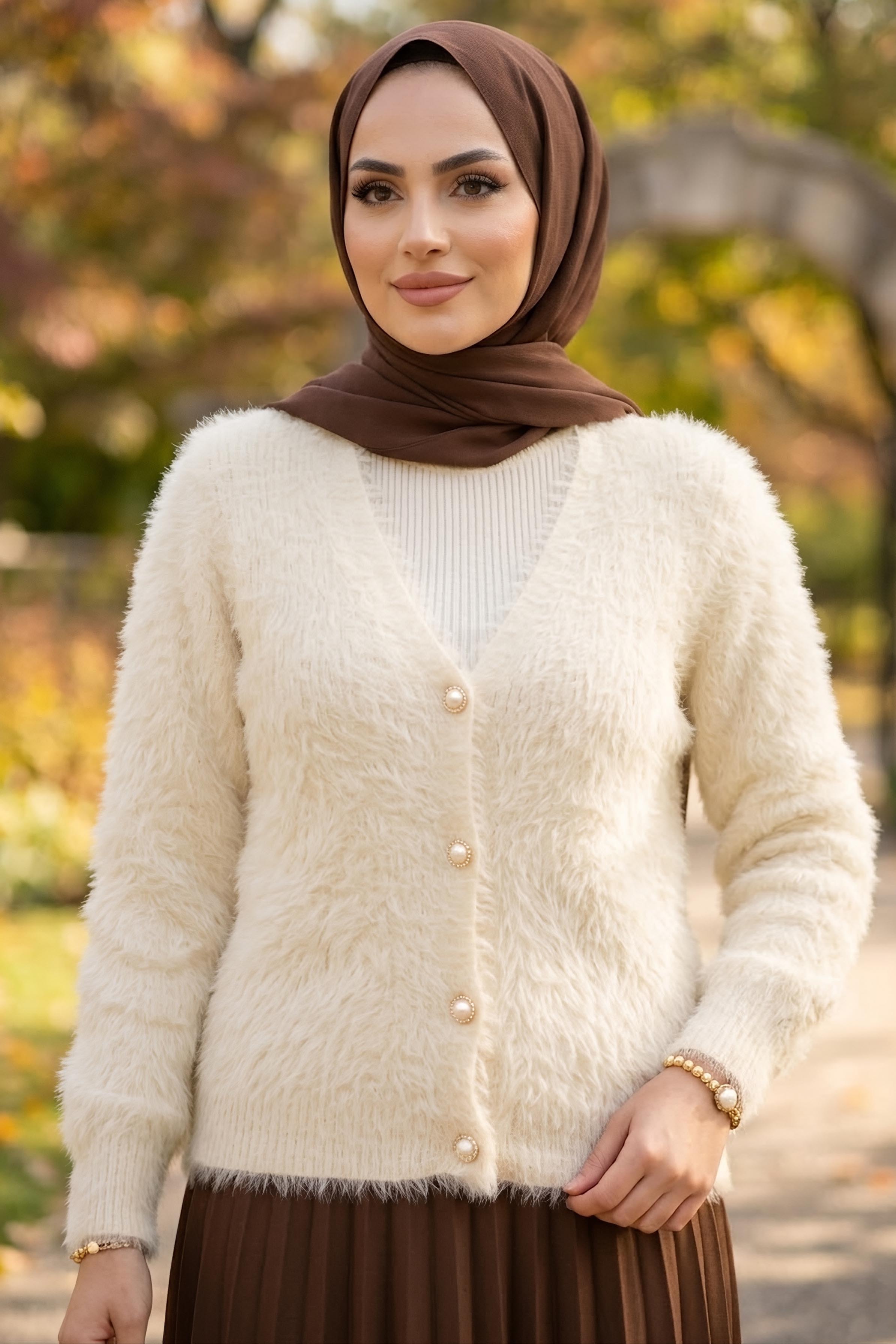 Düğmeli Sakalı Kısa Hırka Krem - 28904-KREM - 2