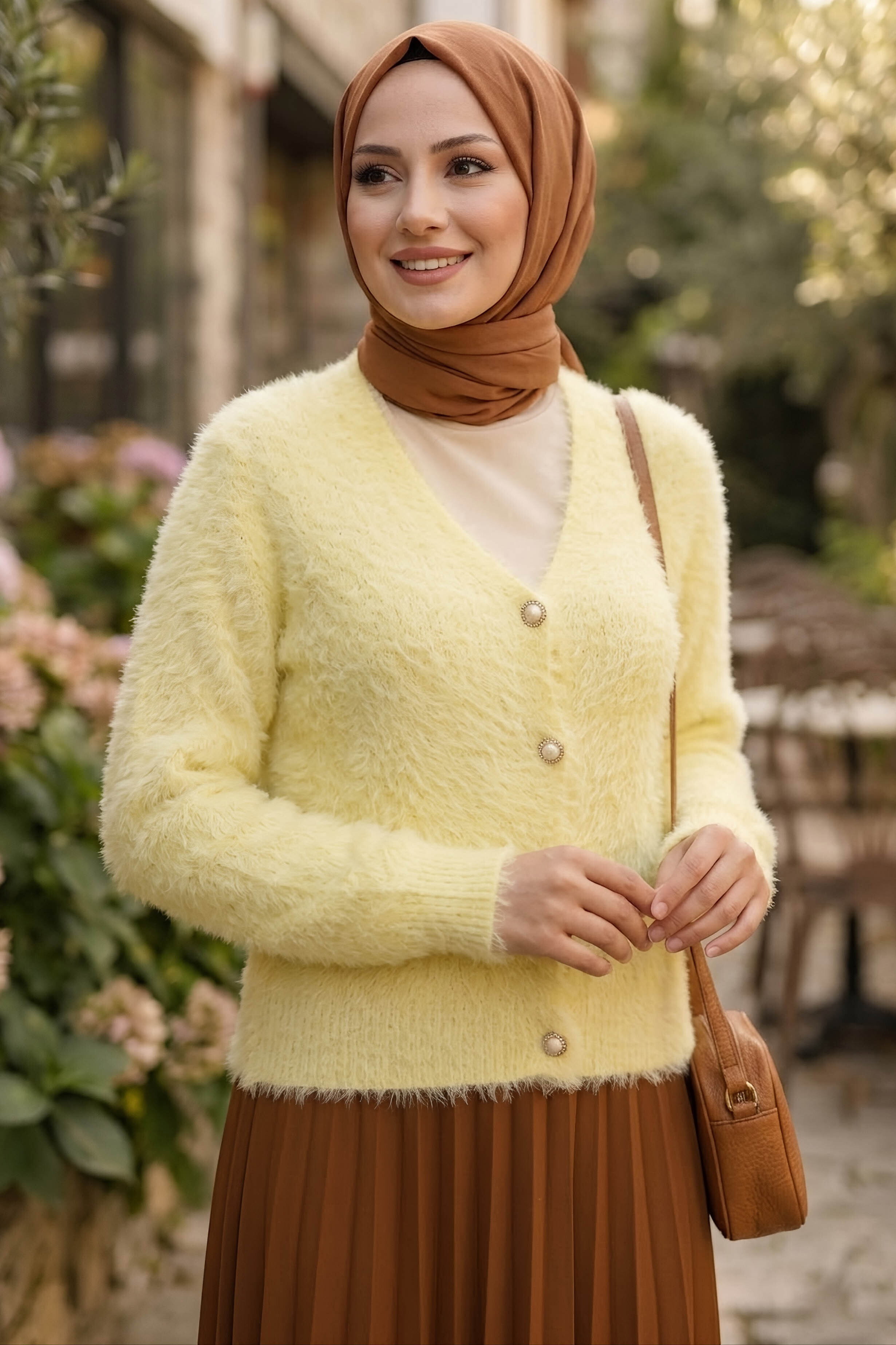 Düğmeli Sakalı Kısa Hırka Sari - 28904-SARI - 1