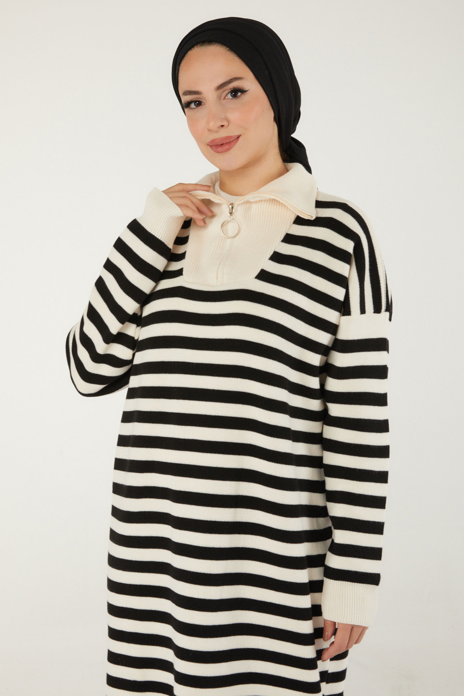 Düz Balıkcı Yaka Kadın Beyaz Boğazlı Triko Elbise - 26506 - 2