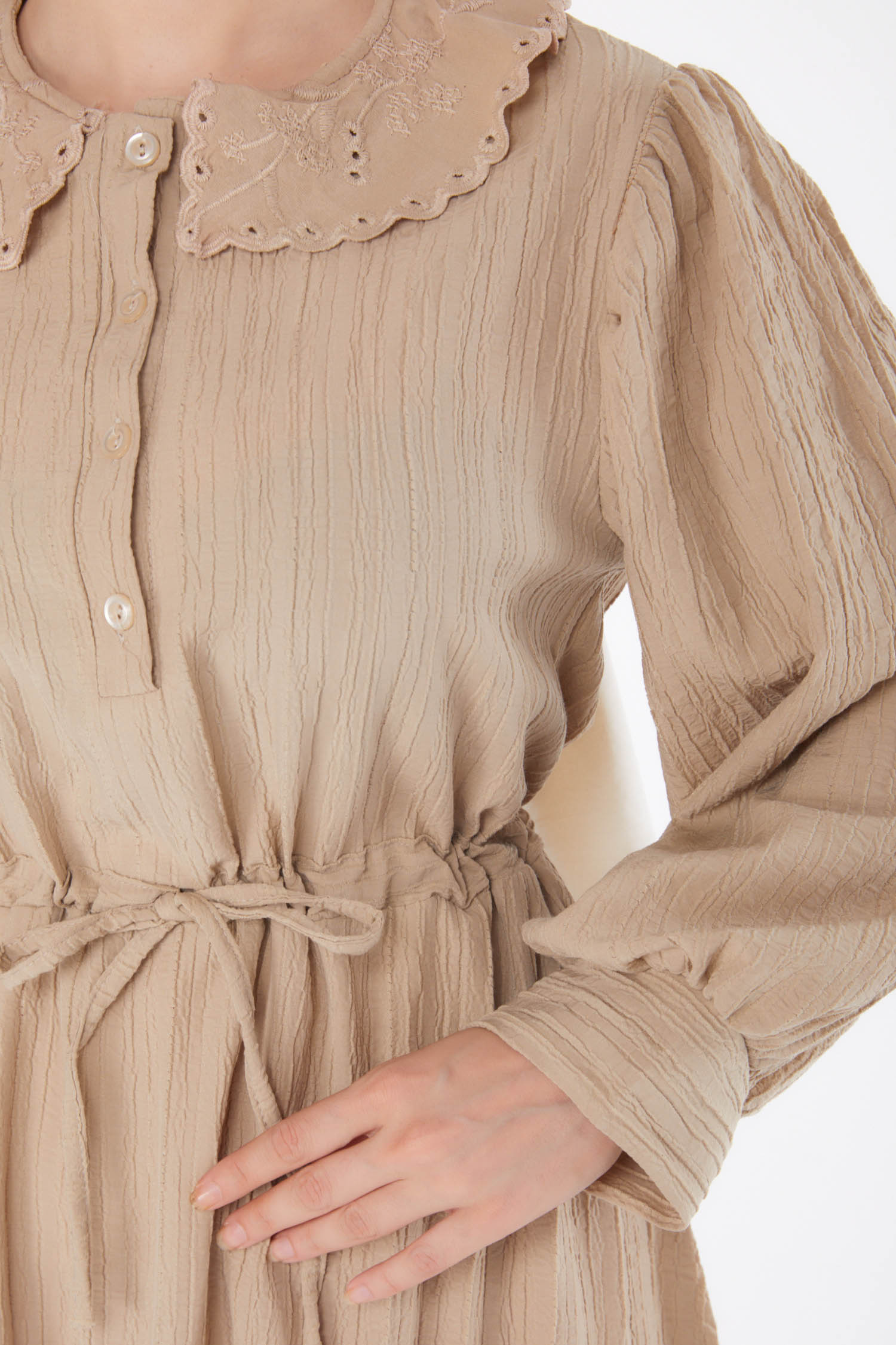 Düz Bebe Yaka Kadın Bej Beli Bağcıklı Elbise - 25709 - 5