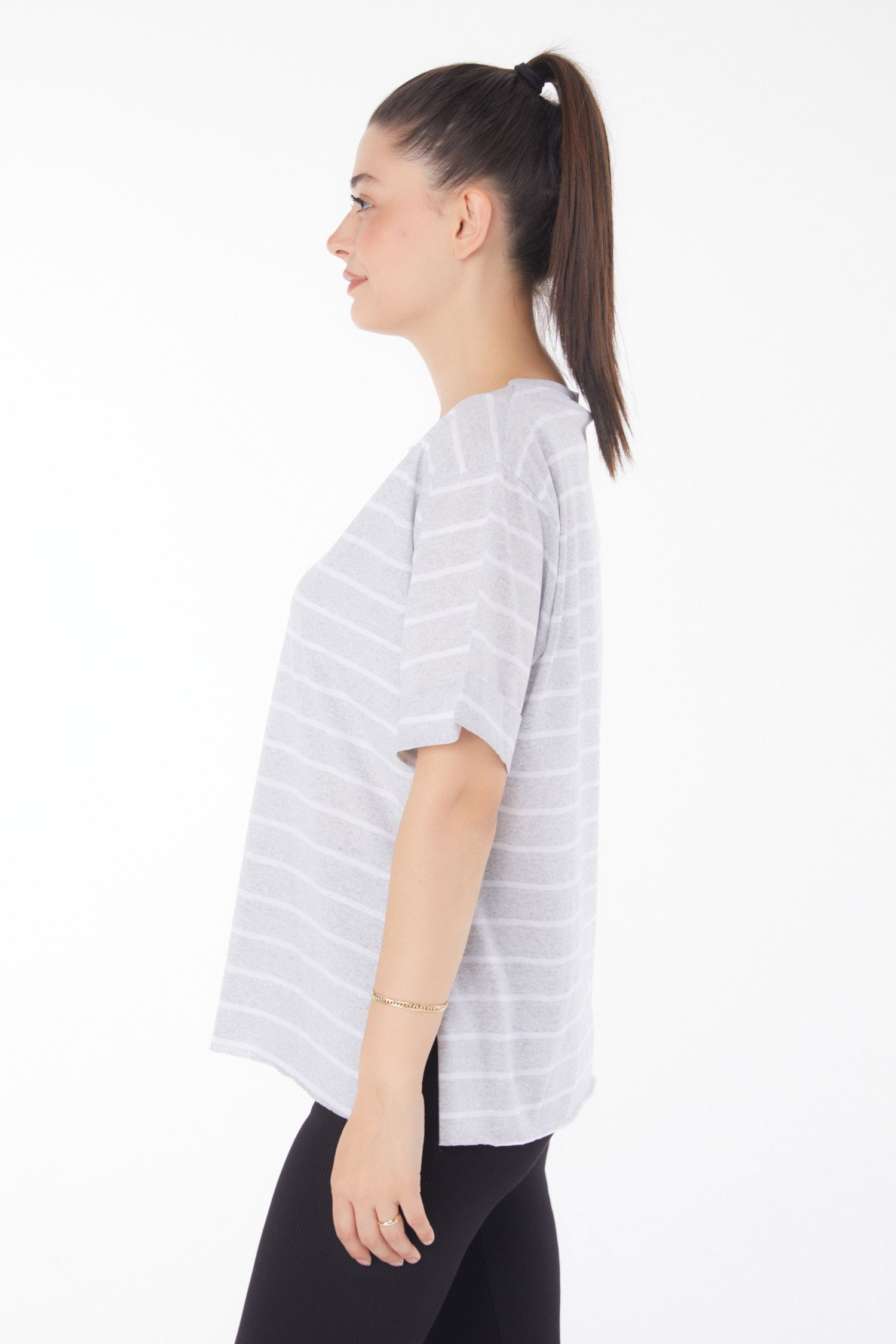 Düz Bisiklet Yaka Kadın Açik Gri Çizgili Kısa Kollu T-shirt - 25840 - 4
