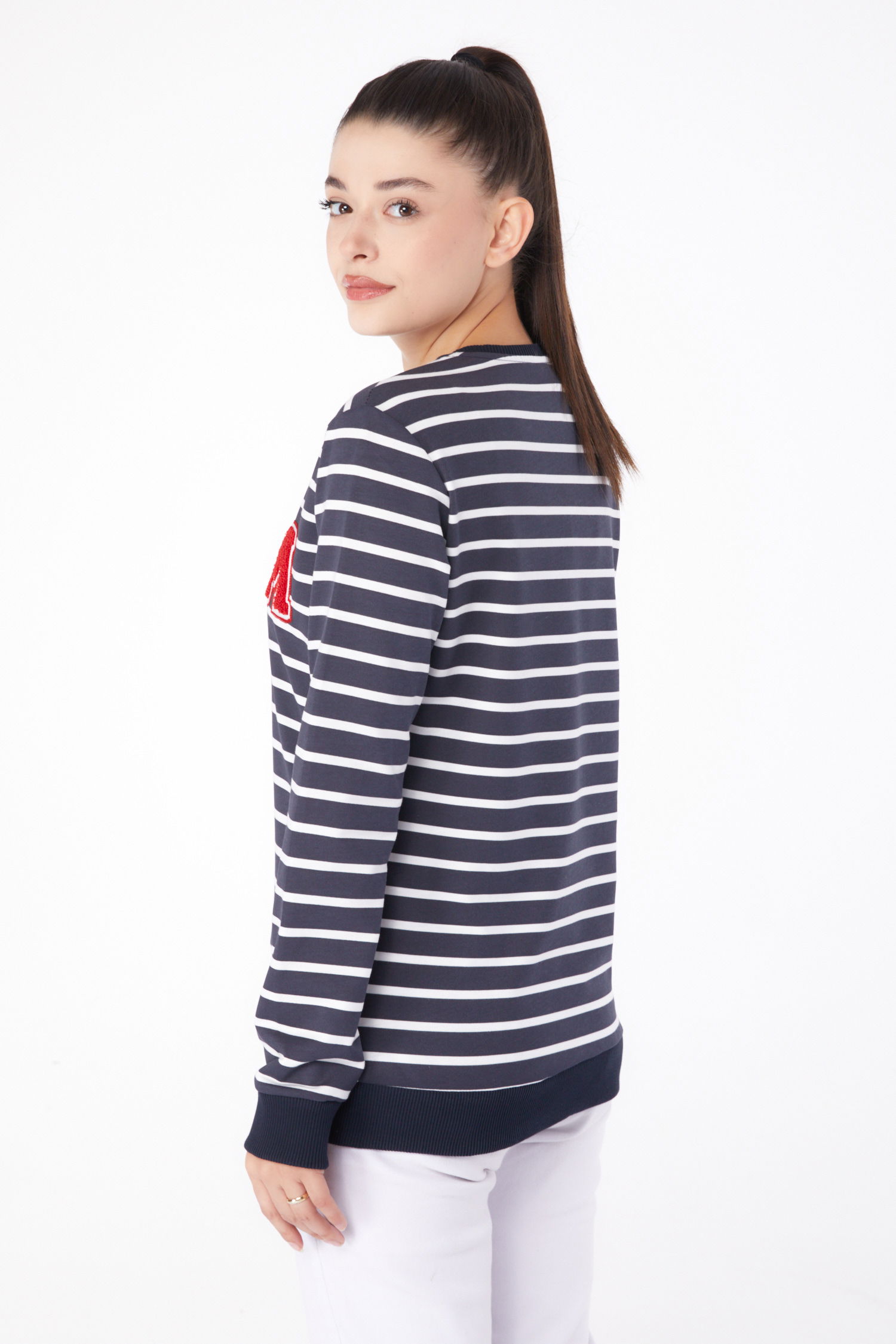Düz Bisiklet Yaka Kadın Antrasit Nakışlı Sweatshirt - 26291 - 4
