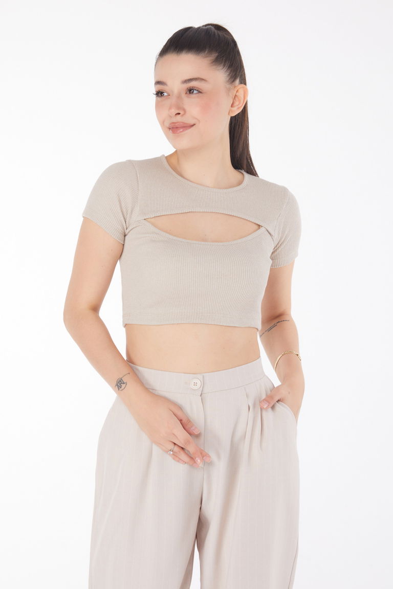 Düz Bisiklet Yaka Kadın Bej Crop - 25852 - TOFİSA