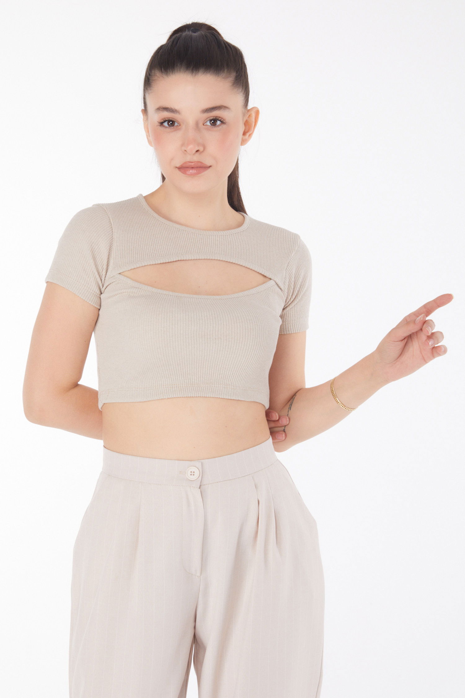 Düz Bisiklet Yaka Kadın Bej Crop - 25852 - 2