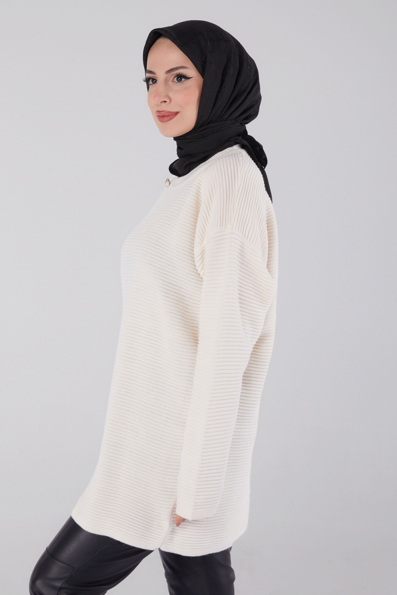 Düğmeli Kazak Bej - 26501 - 3