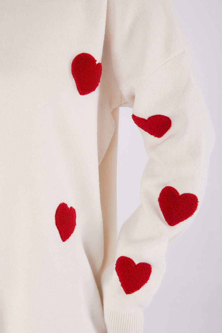 Düz Bisiklet Yaka Kadın Bej Kalpli Kazak - 26498 - TOFİSA