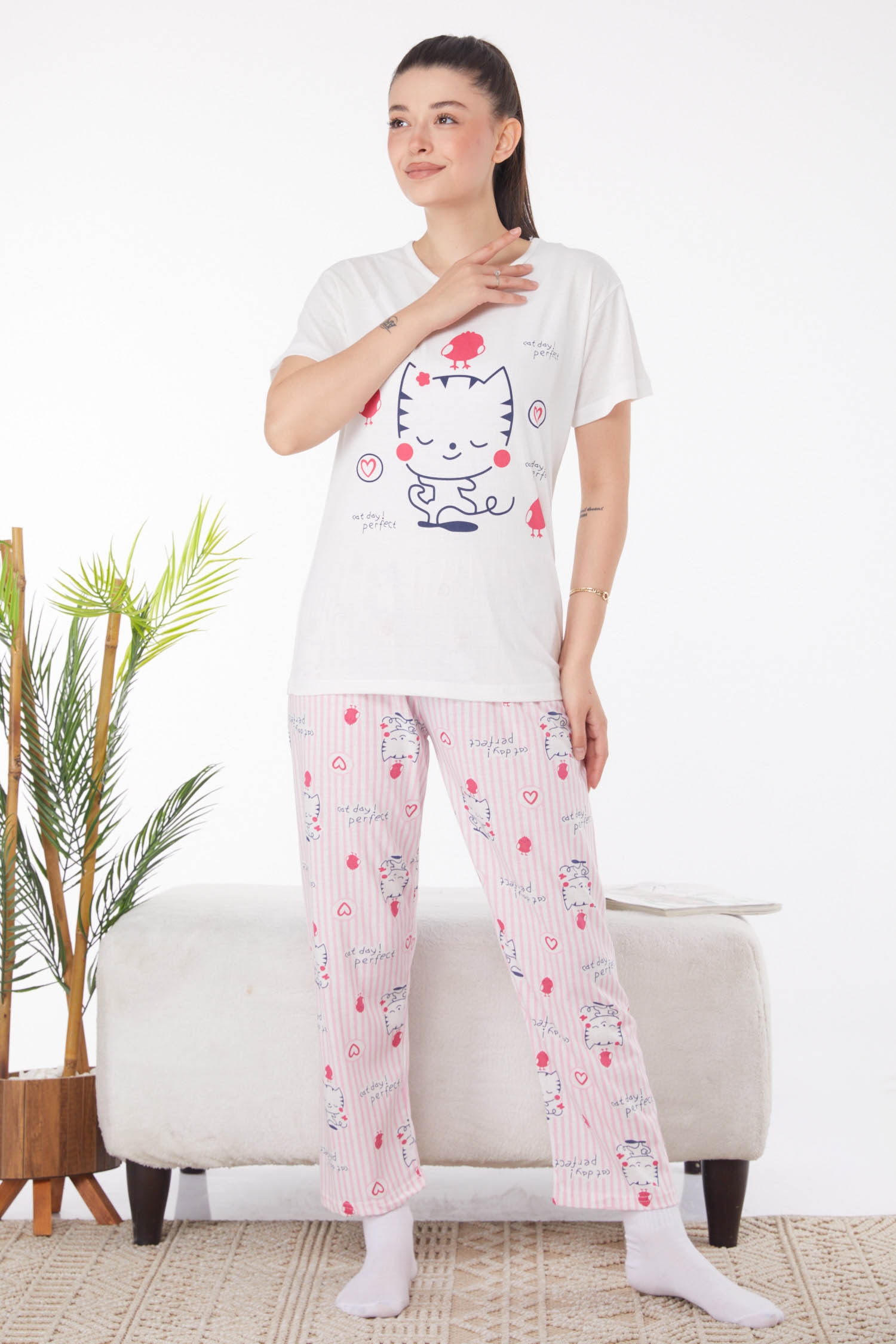 Düz Bisiklet Yaka Kadın Beyaz Baskılı Pijama Takımı - 25813 - 3