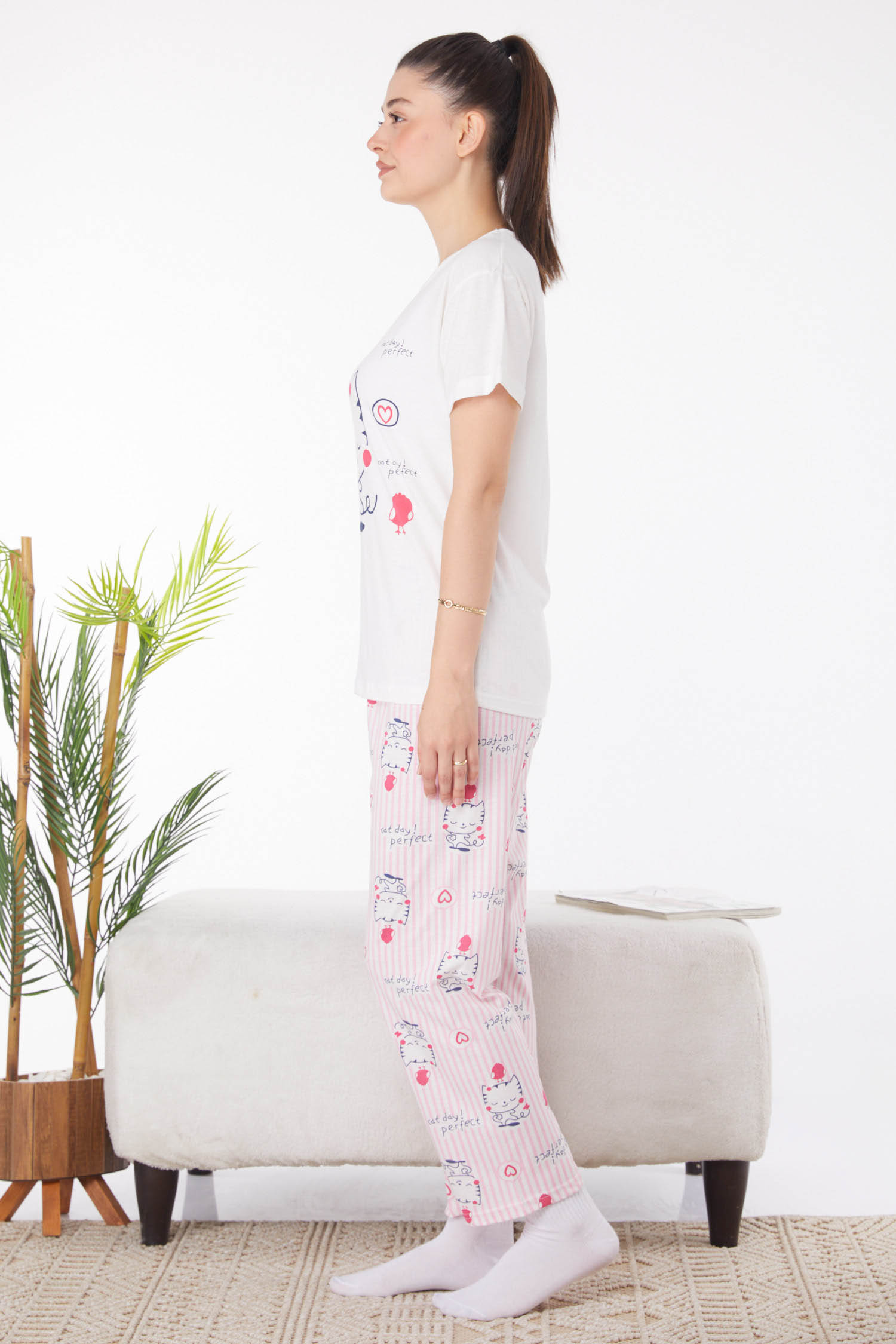 Düz Bisiklet Yaka Kadın Beyaz Baskılı Pijama Takımı - 25813 - 4