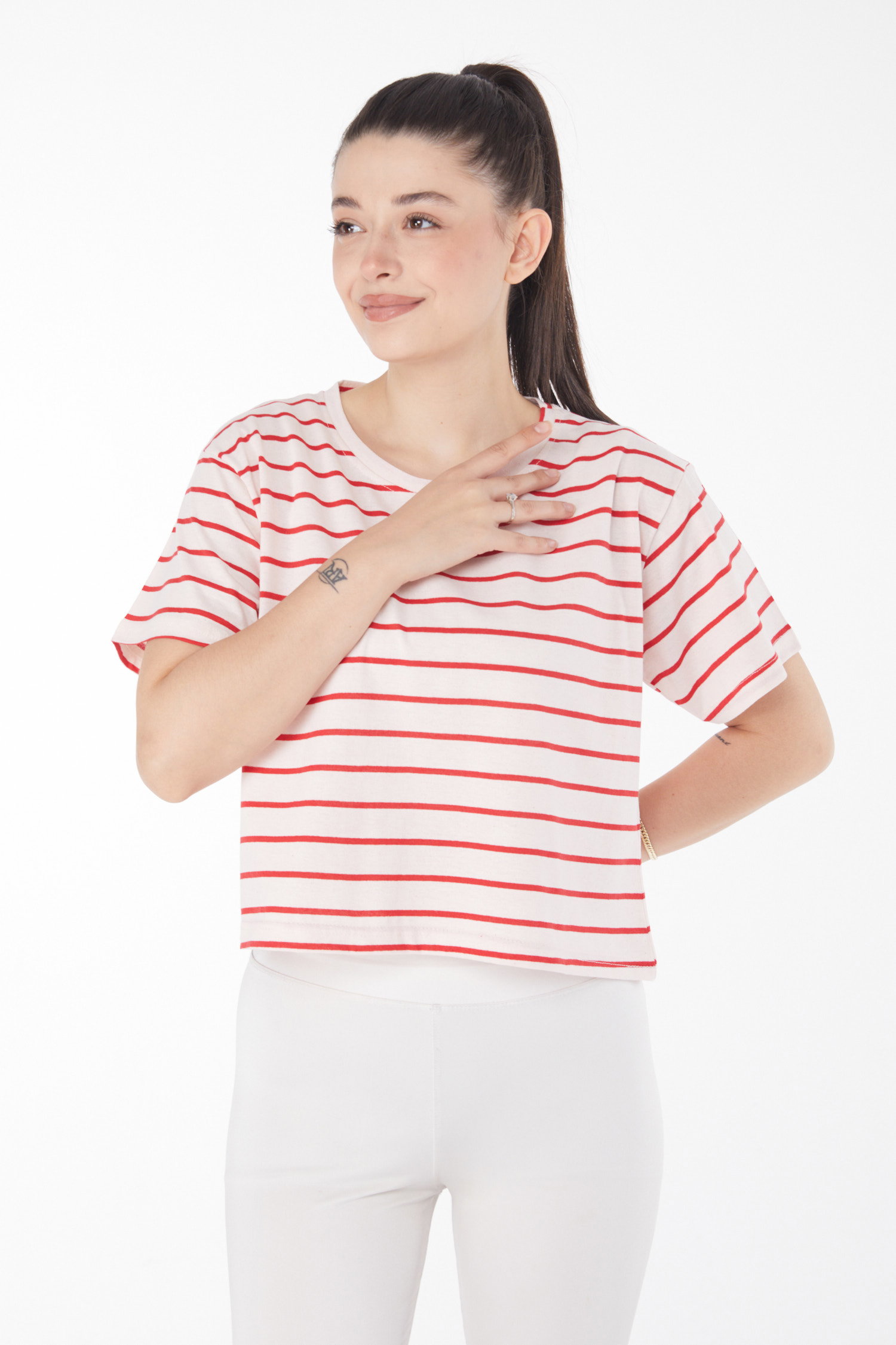 Düz Bisiklet Yaka Kadın Beyaz Çizgili Kısa Kollu T-shirt - 25840 - 8