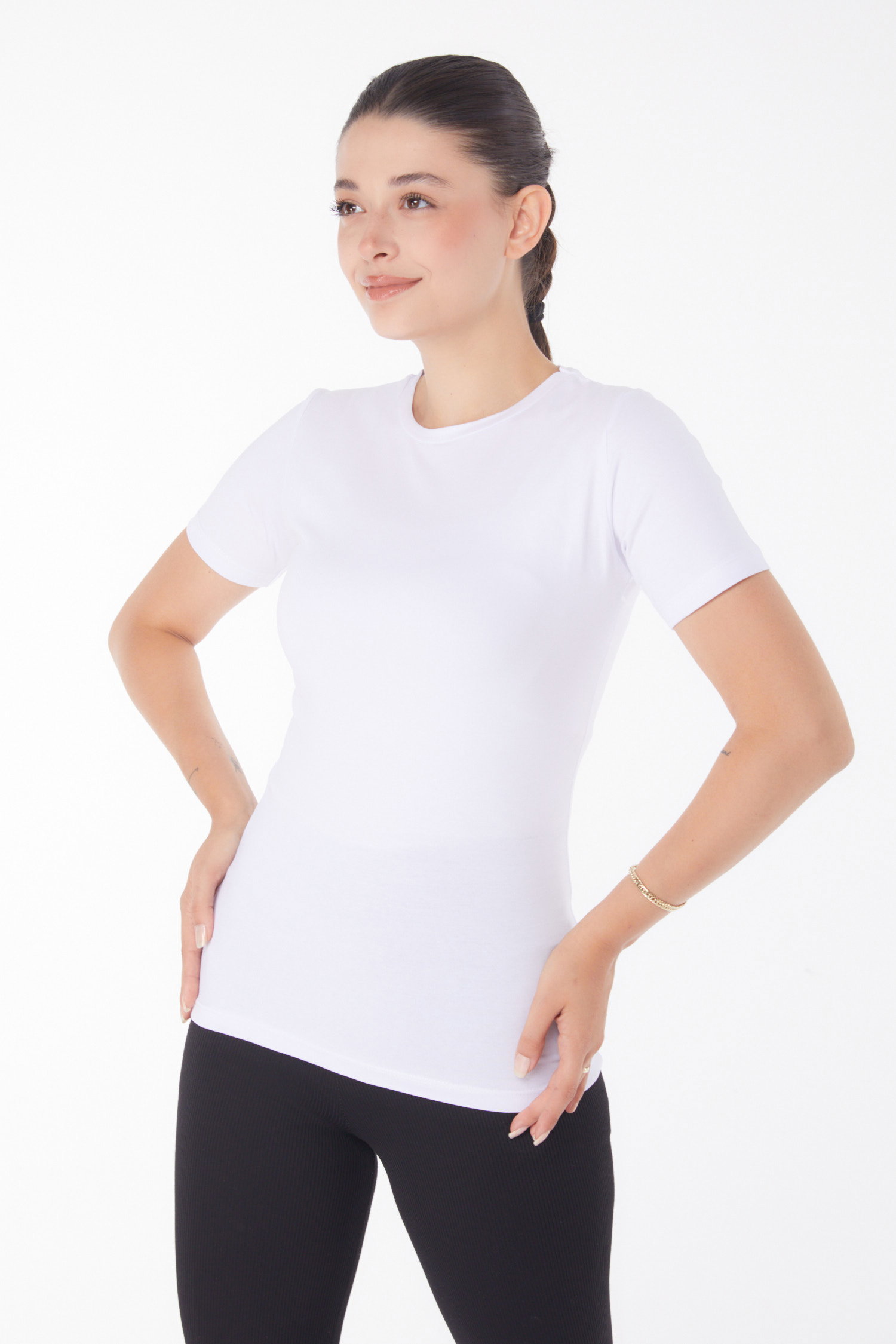 Düz Bisiklet Yaka Kadın Beyaz Kısa Kollu T-shirt - 25768 - 2