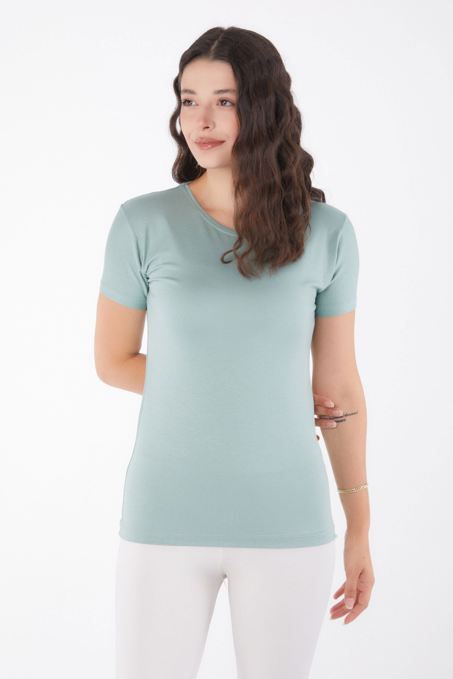 Düz Bisiklet Yaka Kadın çağla Kısa Kollu Baskısız T-shirt - 24764 - 2