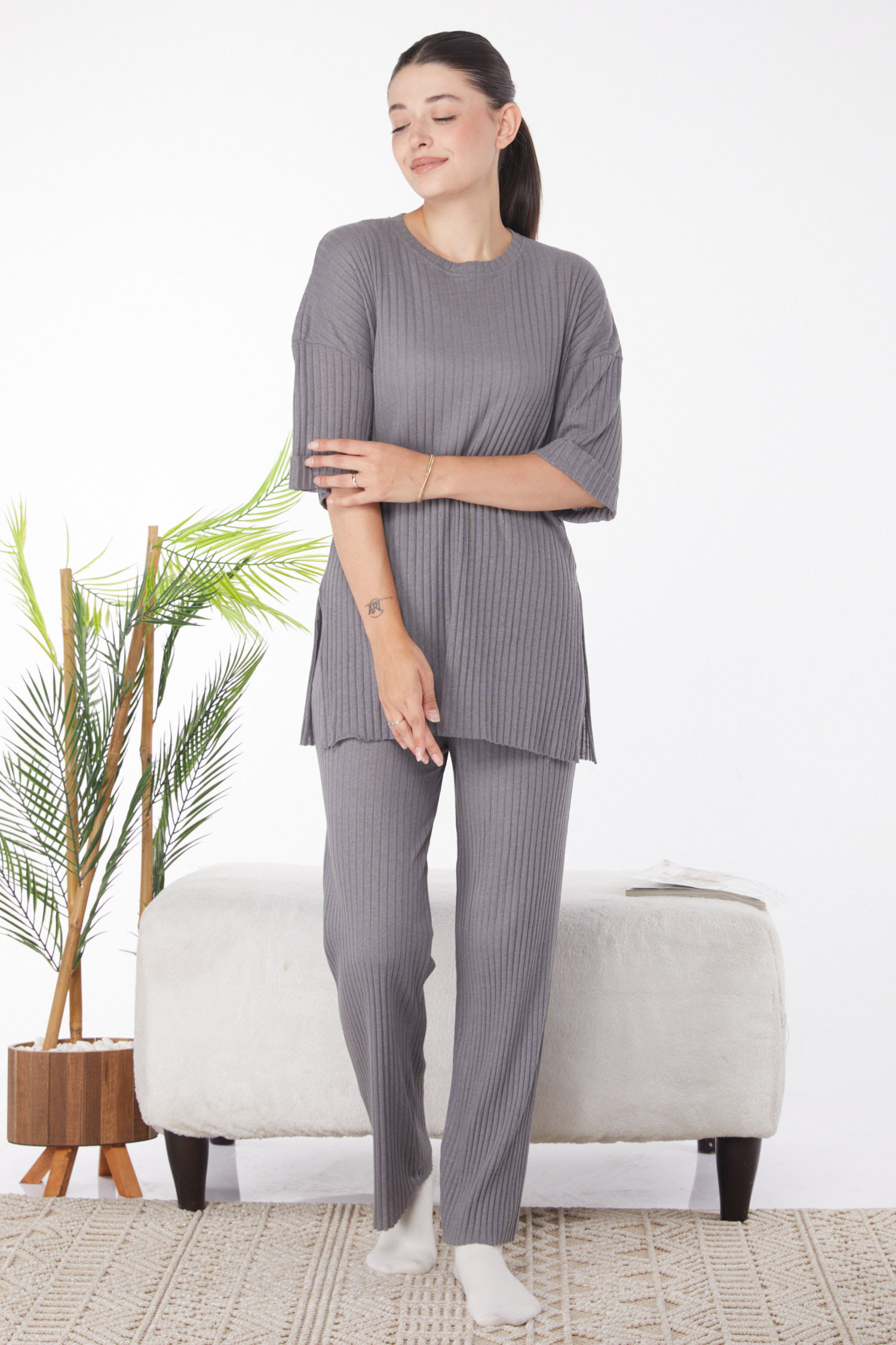 Düz Bisiklet Yaka Kadın Füme Bislet Yaka Kısa Kollu Pijama Takımı - 24453 - 2